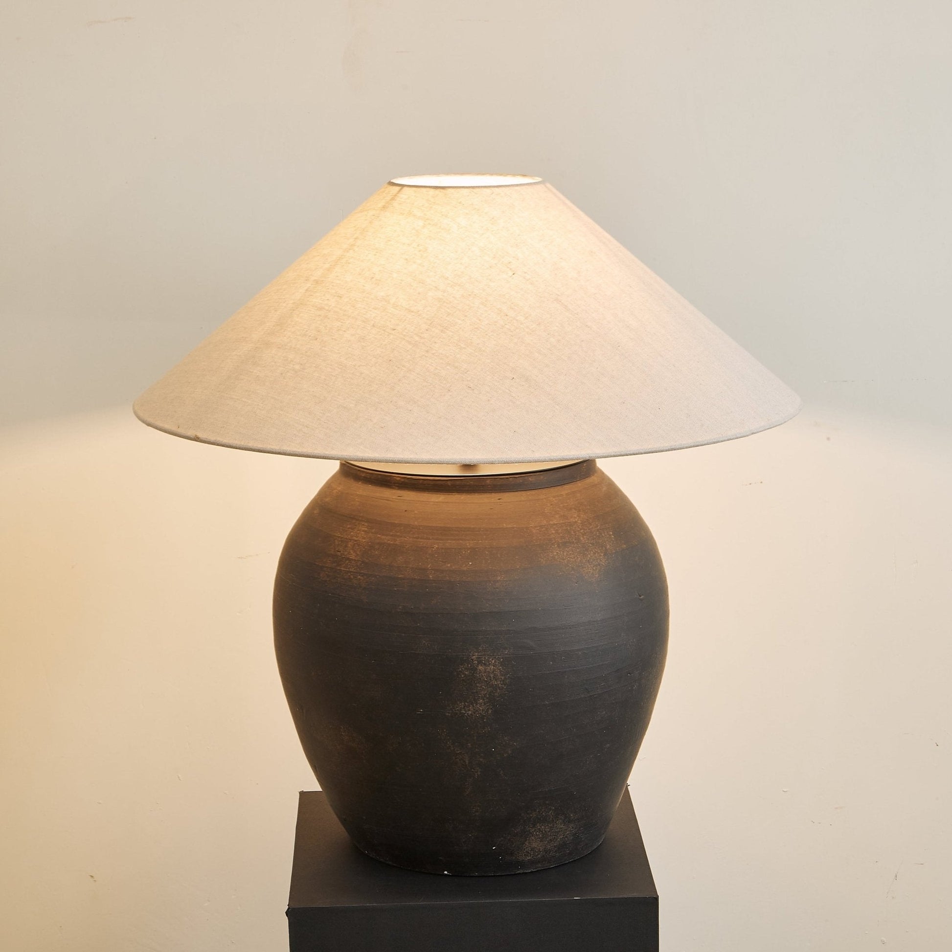 Noira Terracotta Table Lamp - Blowlighting