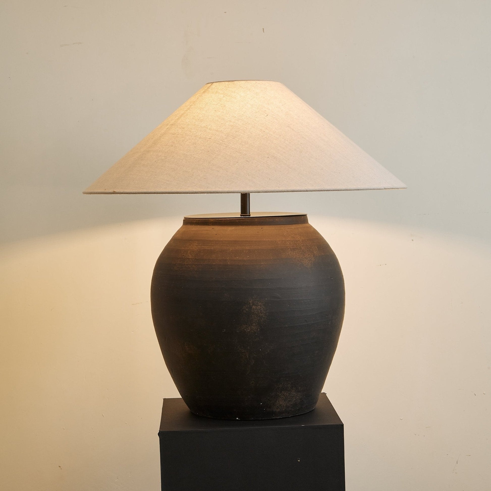 Noira Terracotta Table Lamp - Blowlighting