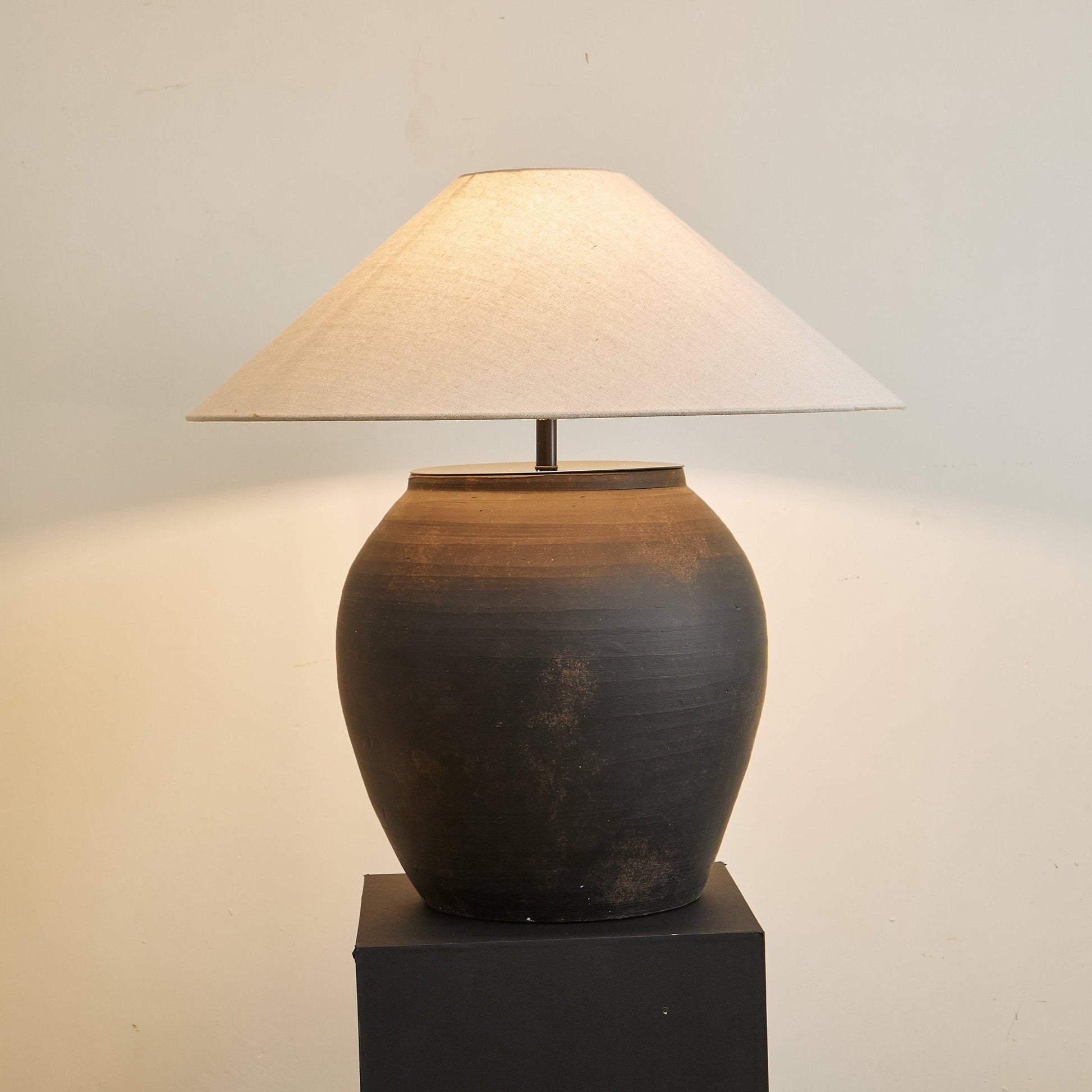 Noira Terracotta Table Lamp - Blowlighting