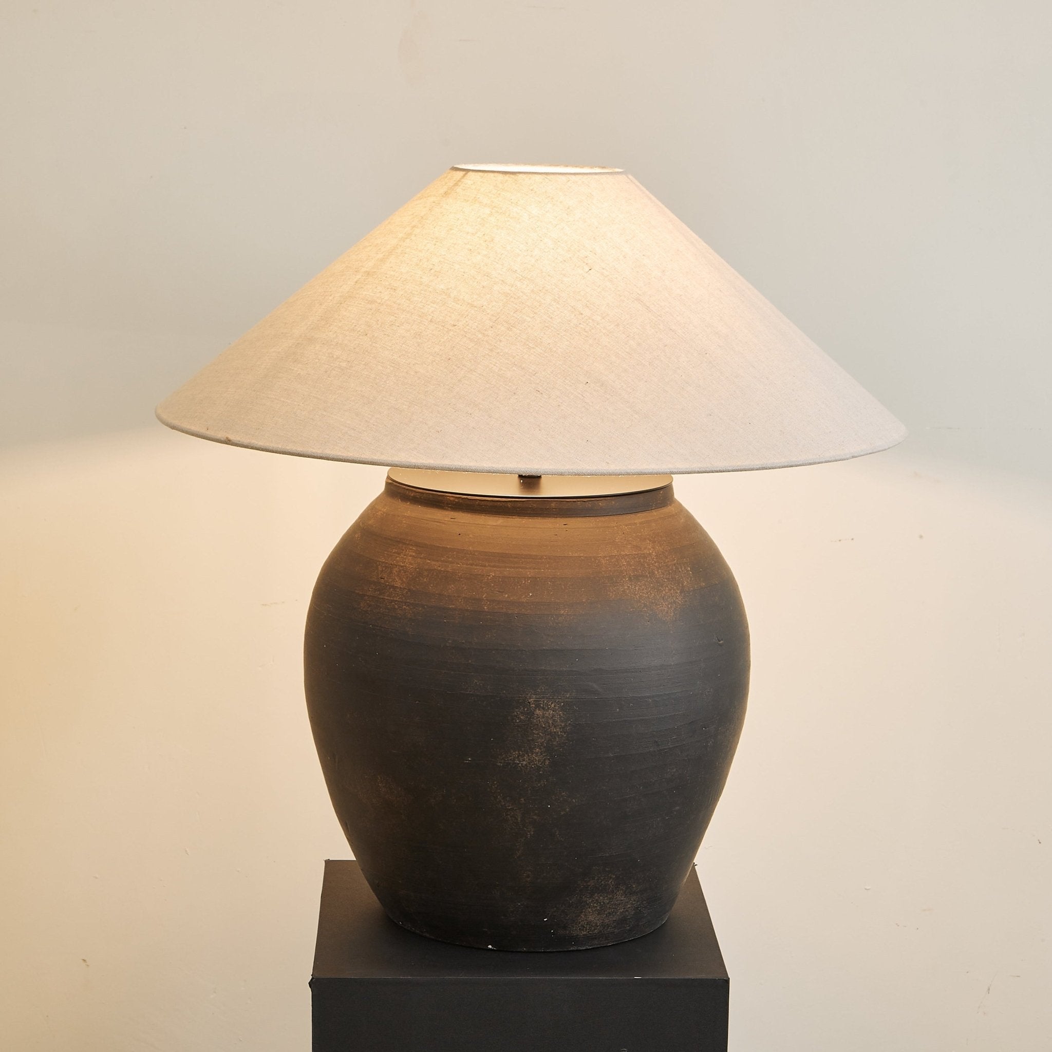 Noira Terracotta Table Lamp - Blowlighting