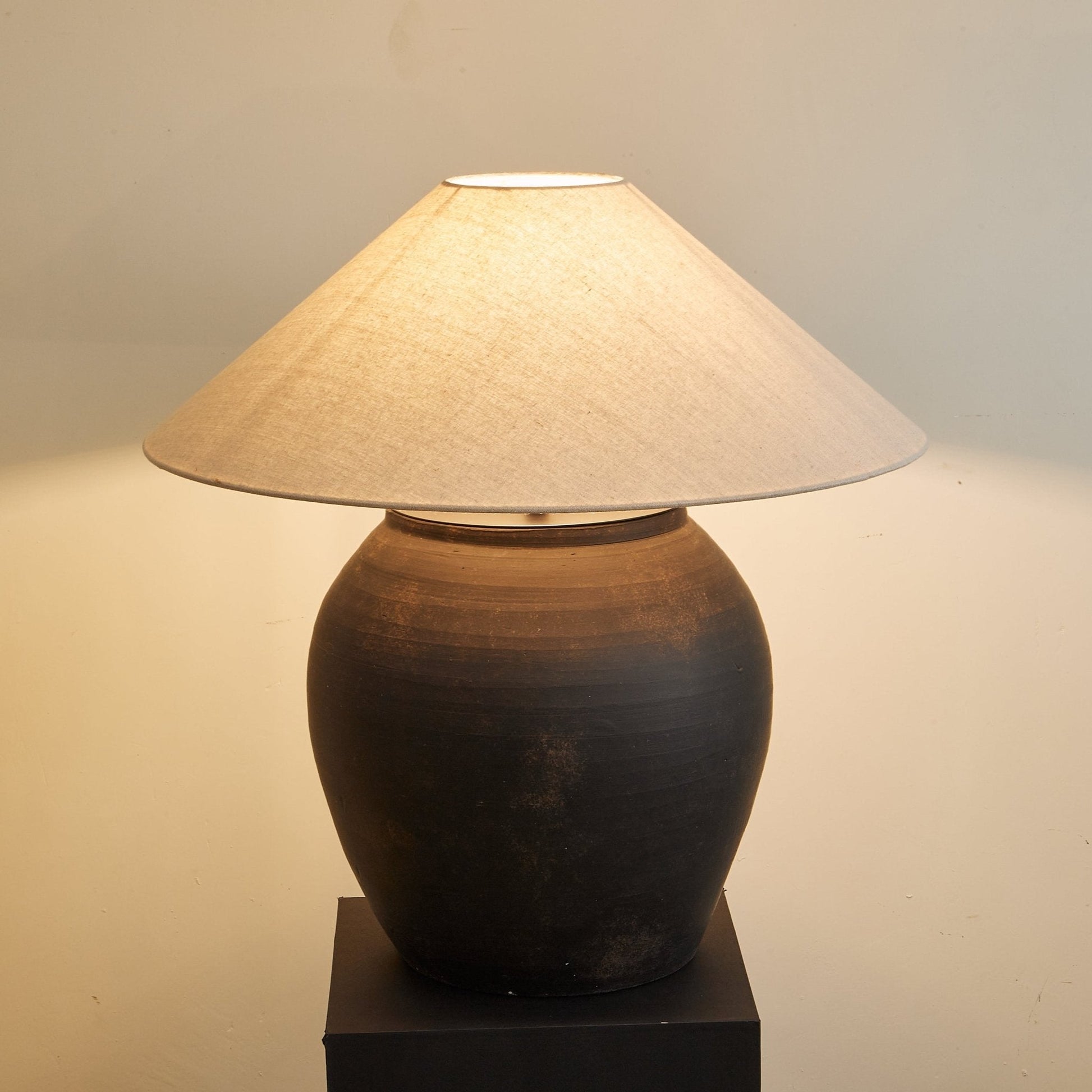 Noira Terracotta Table Lamp - Blowlighting