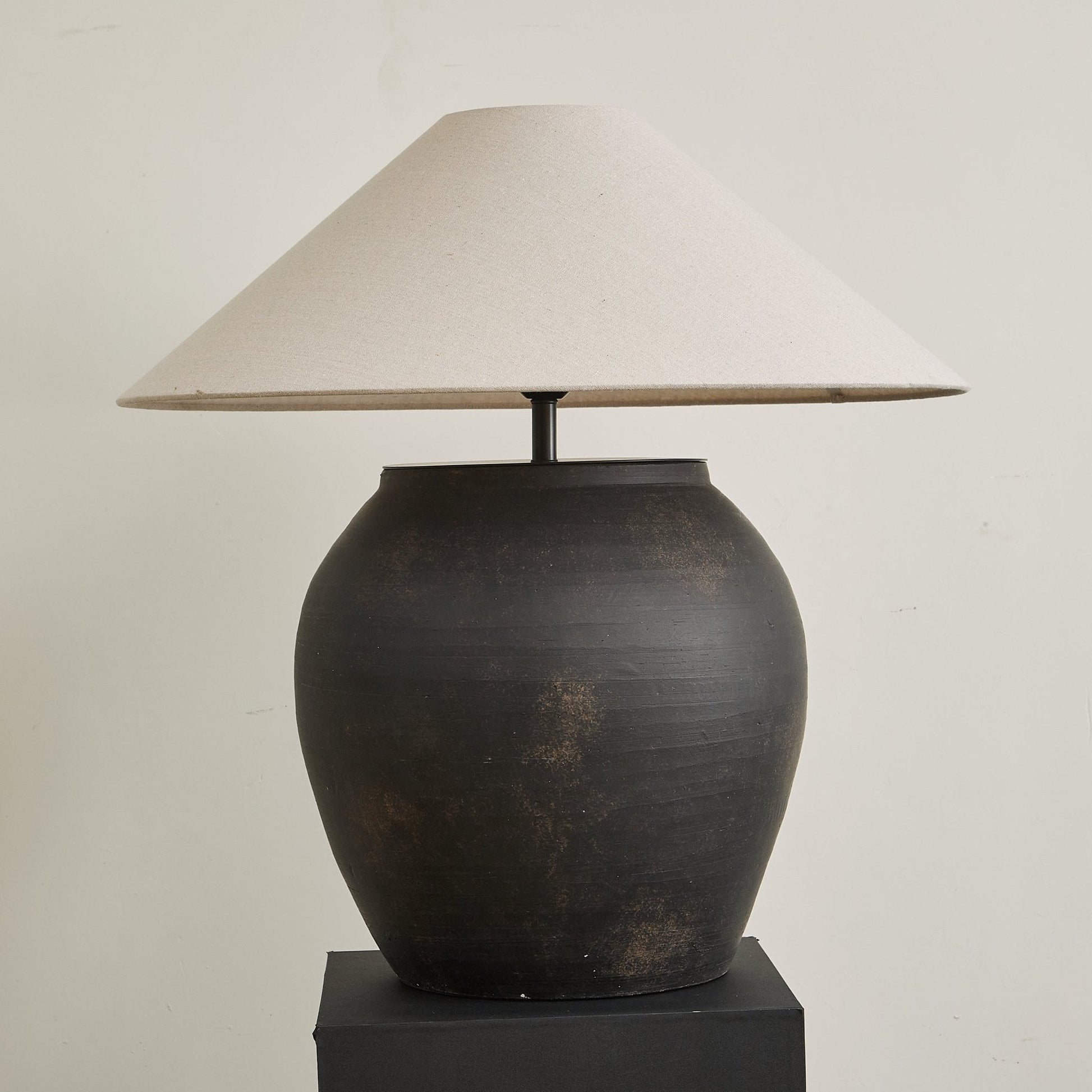 Noira Terracotta Table Lamp - Blowlighting