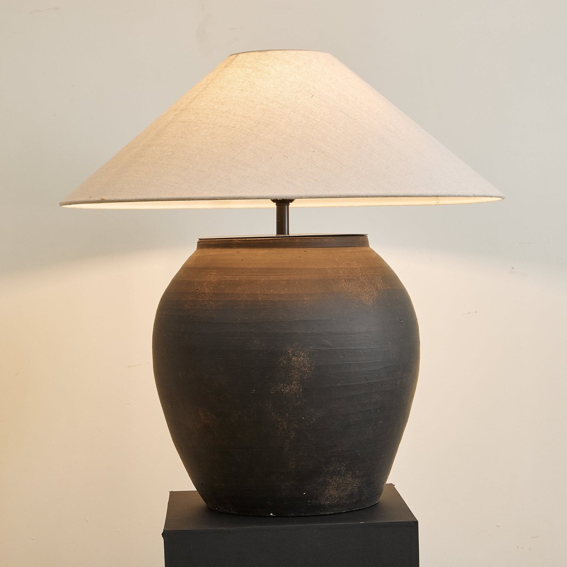 Noira Terracotta Table Lamp - Blowlighting