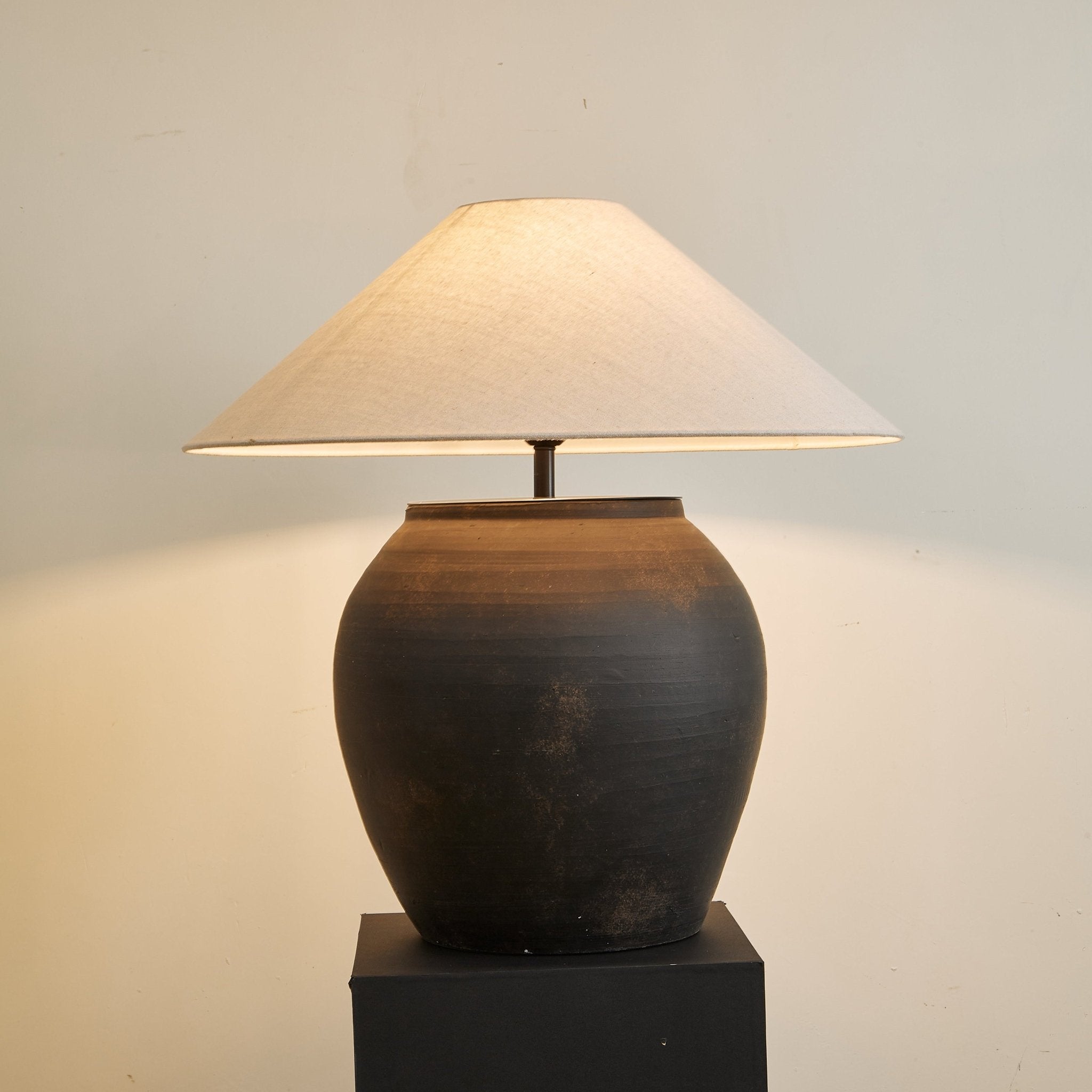 Noira Terracotta Table Lamp - Blowlighting