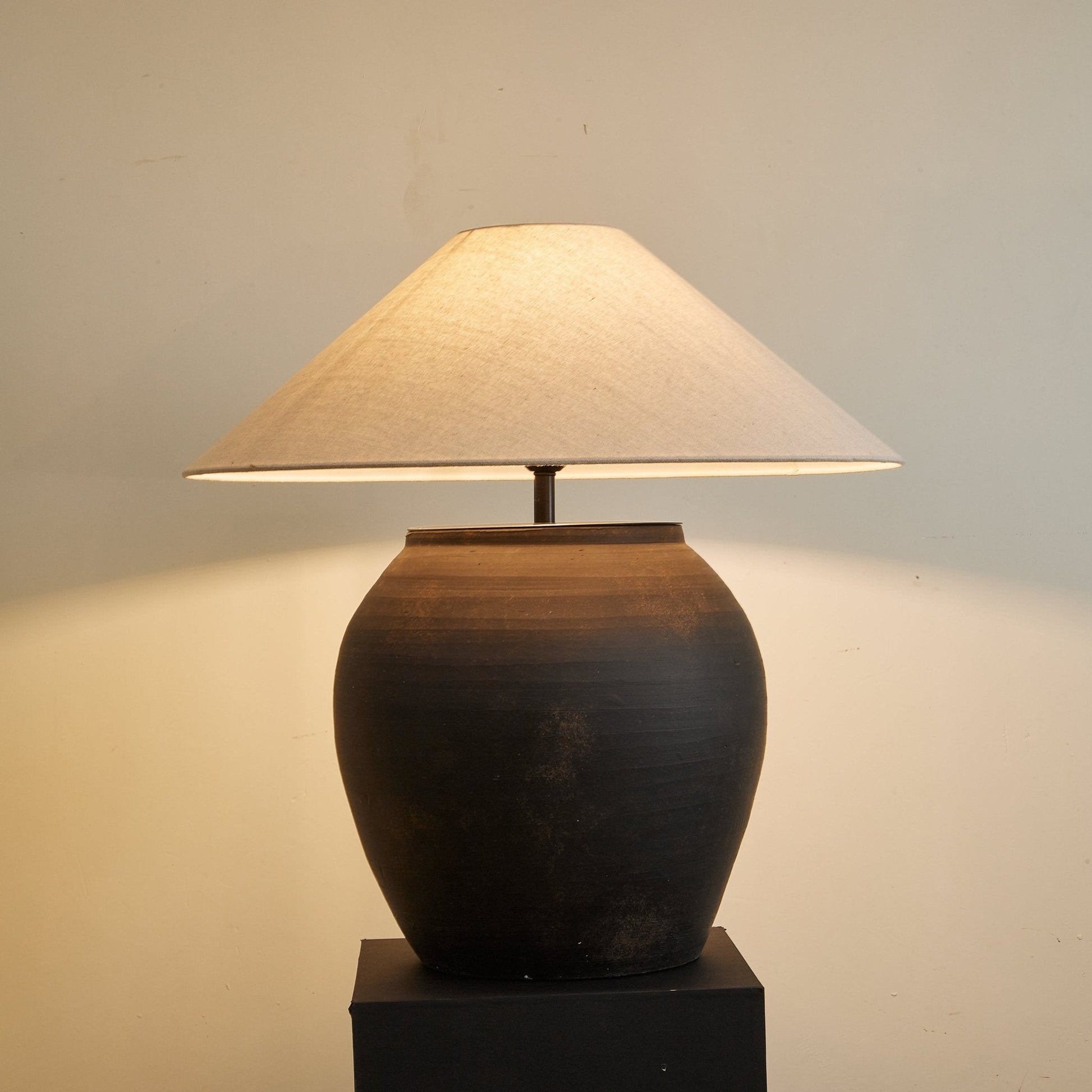 Noira Terracotta Table Lamp - Blowlighting