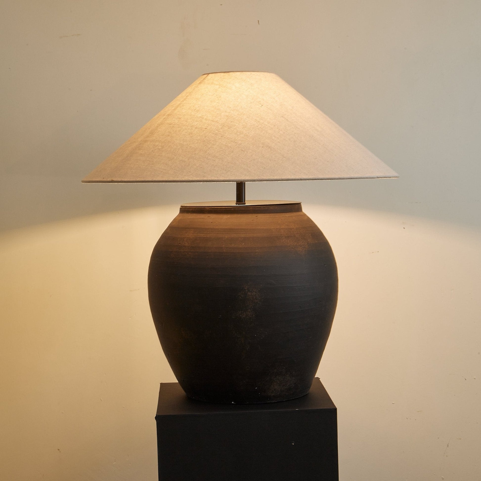 Noira Terracotta Table Lamp - Blowlighting