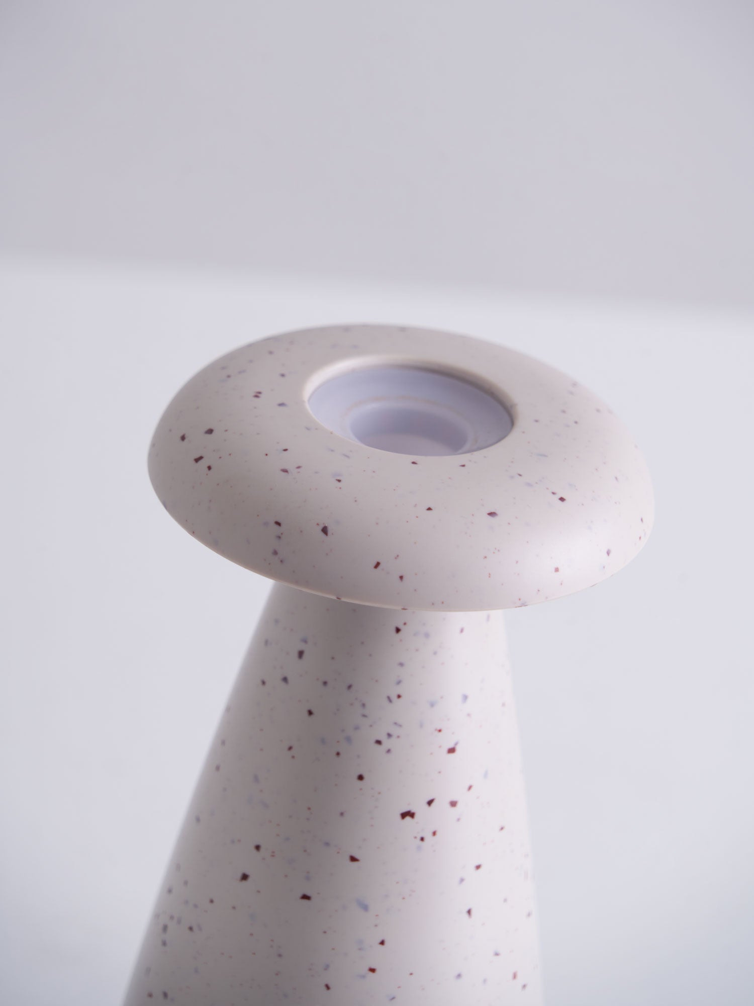 Noko Mushroom Rechargeable Table Lamp - Blowlighting