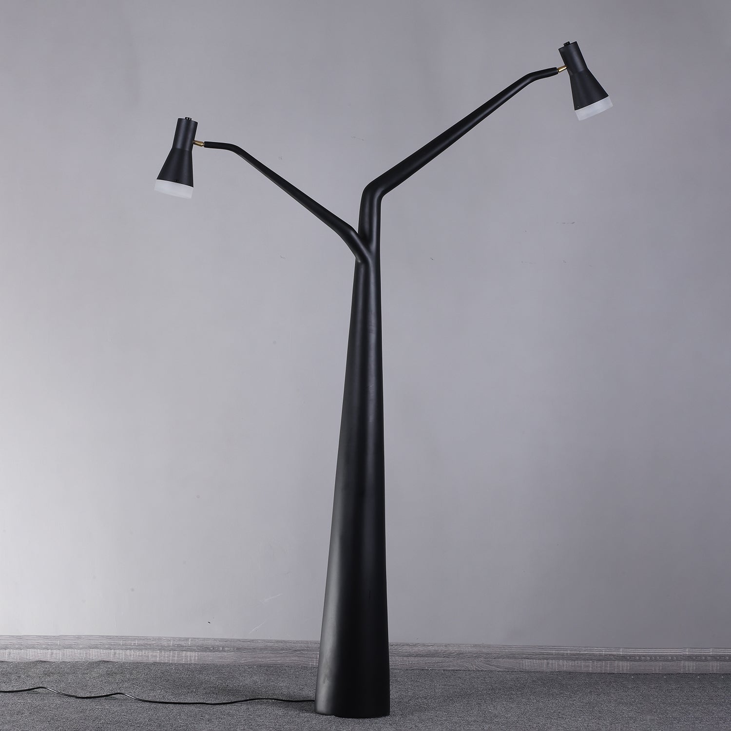 Lylirarae Branch-like Black Metal Floor Lamp - Blowlighting