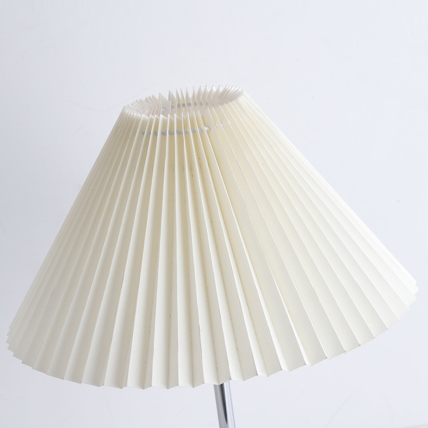 Grace Modern Wood Table Lamp - Blowlighting