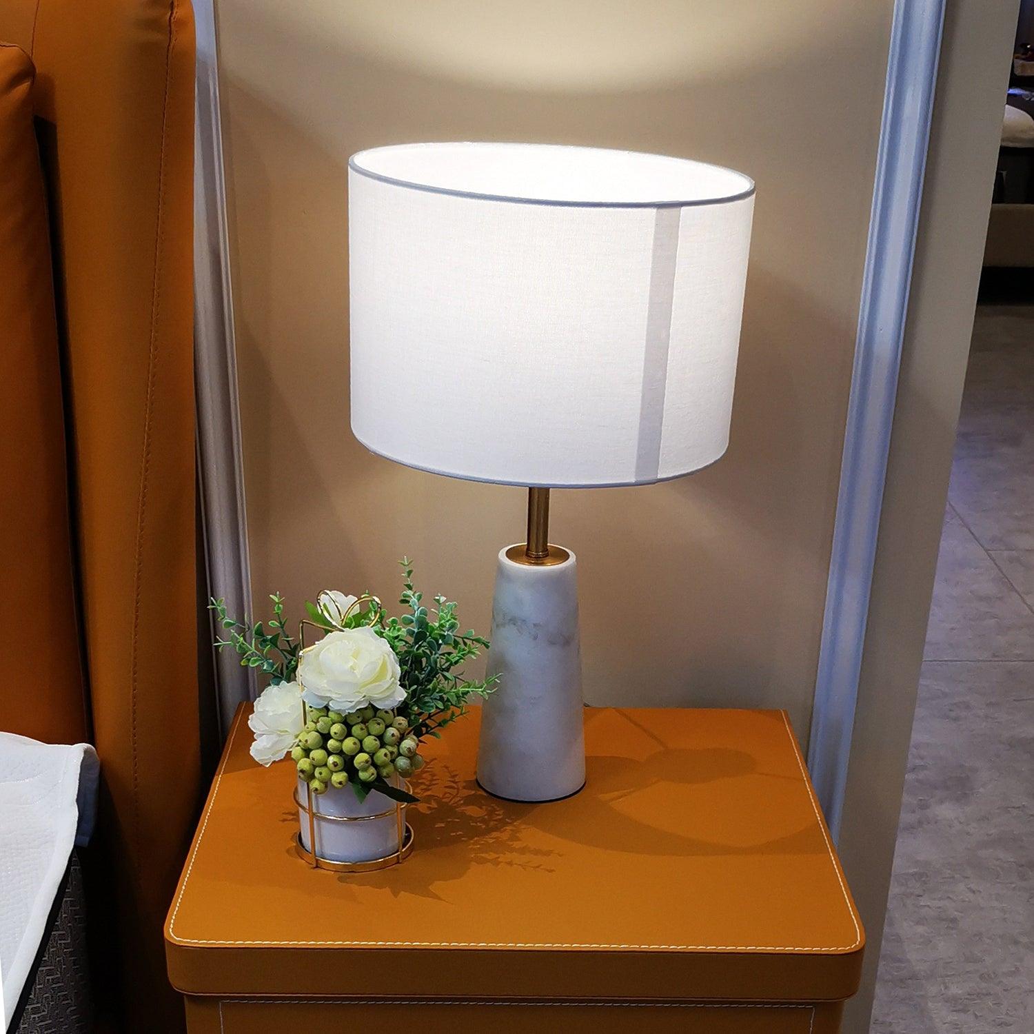 Norrington Table Lamp - Blowlighting