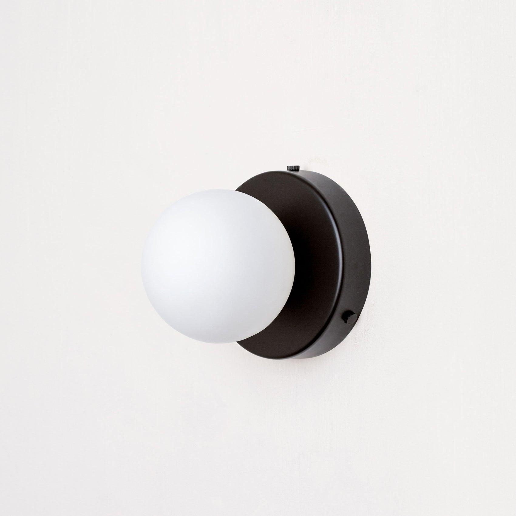 Nuvol Wall Lamp - Blowlighting