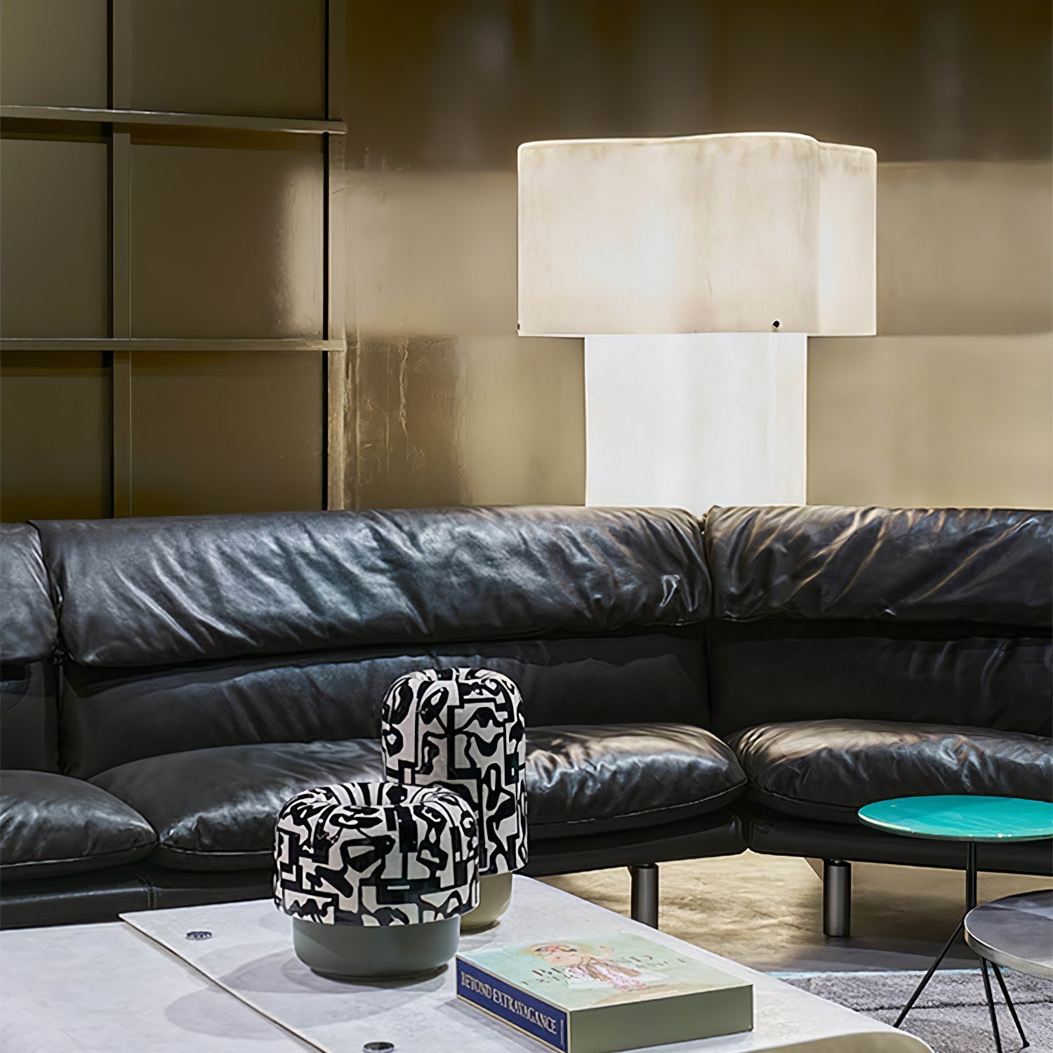 Loneo Minimalist FRP Floor Lamp - Blowlighting