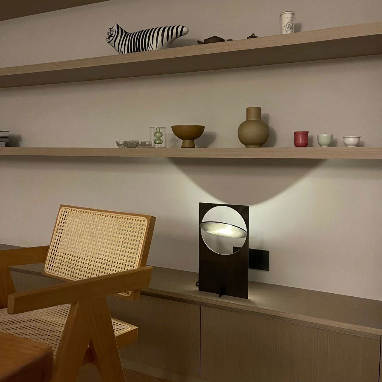 OBJ-01 Table Lamp - Blowlighting