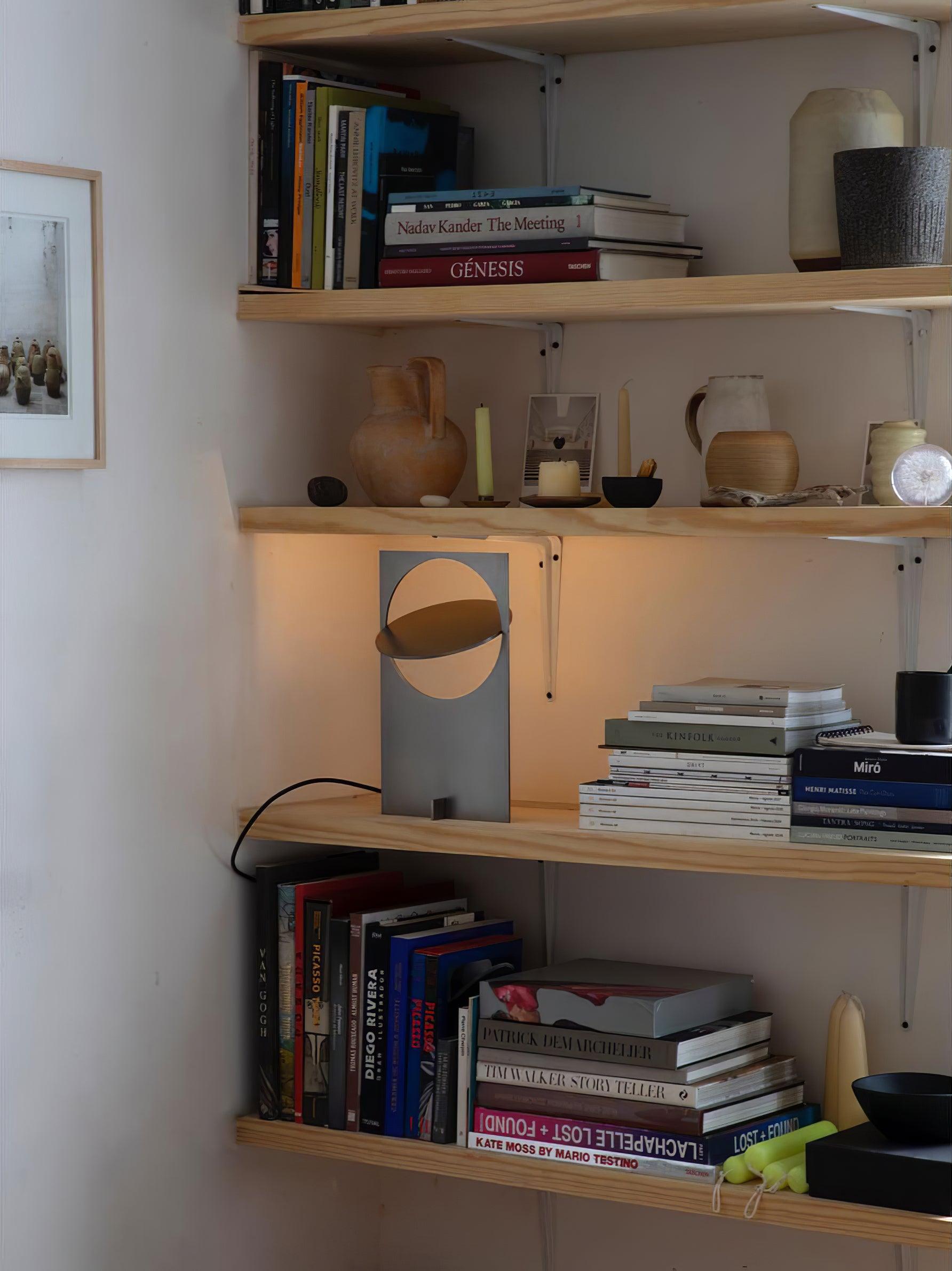 OBJ-01 Table Lamp - Blowlighting