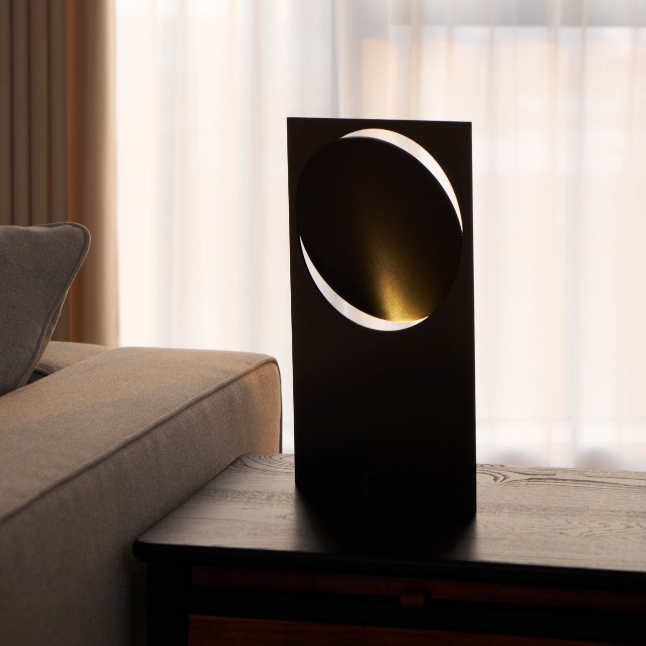 OBJ-01 Table Lamp - Blowlighting