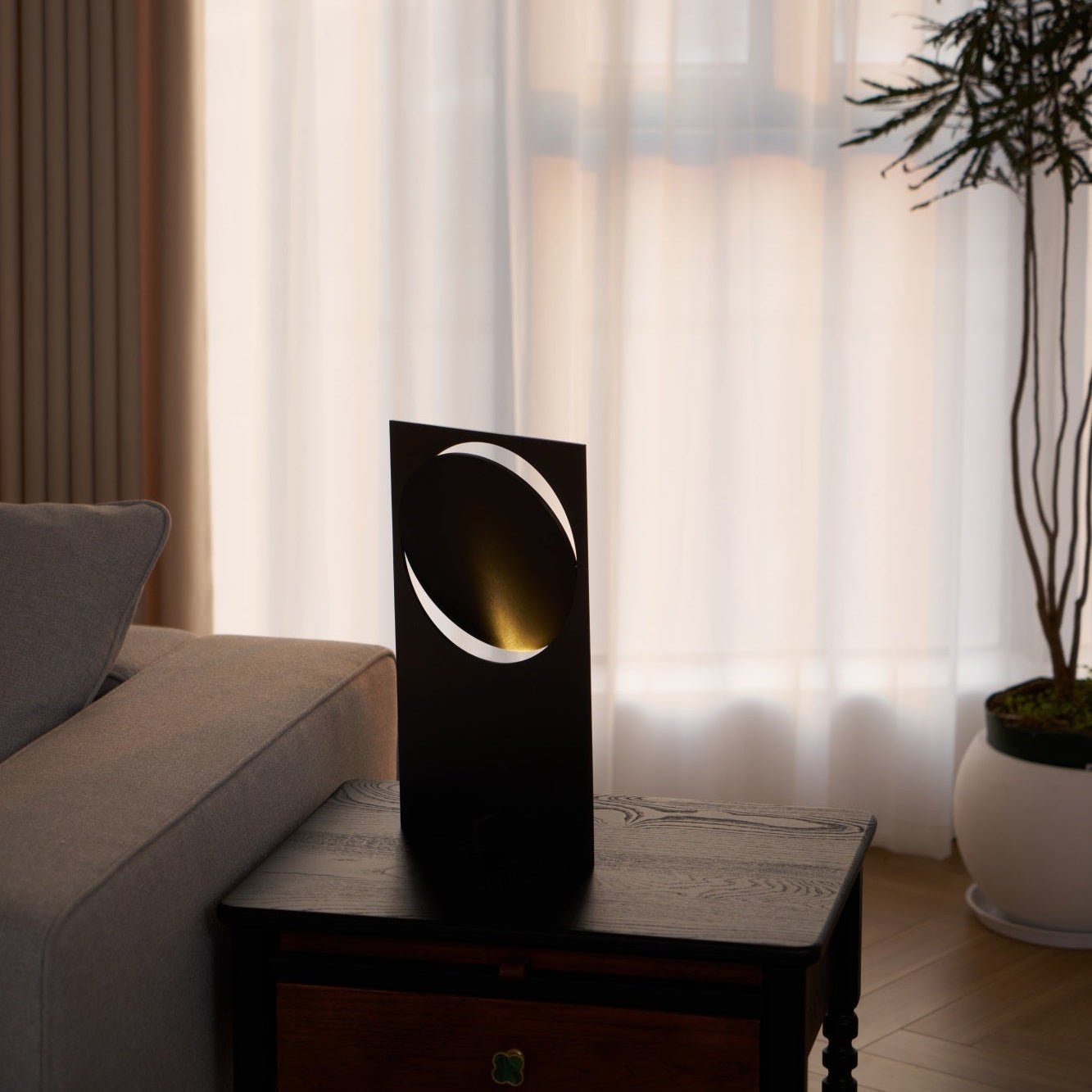 OBJ-01 Table Lamp - Blowlighting