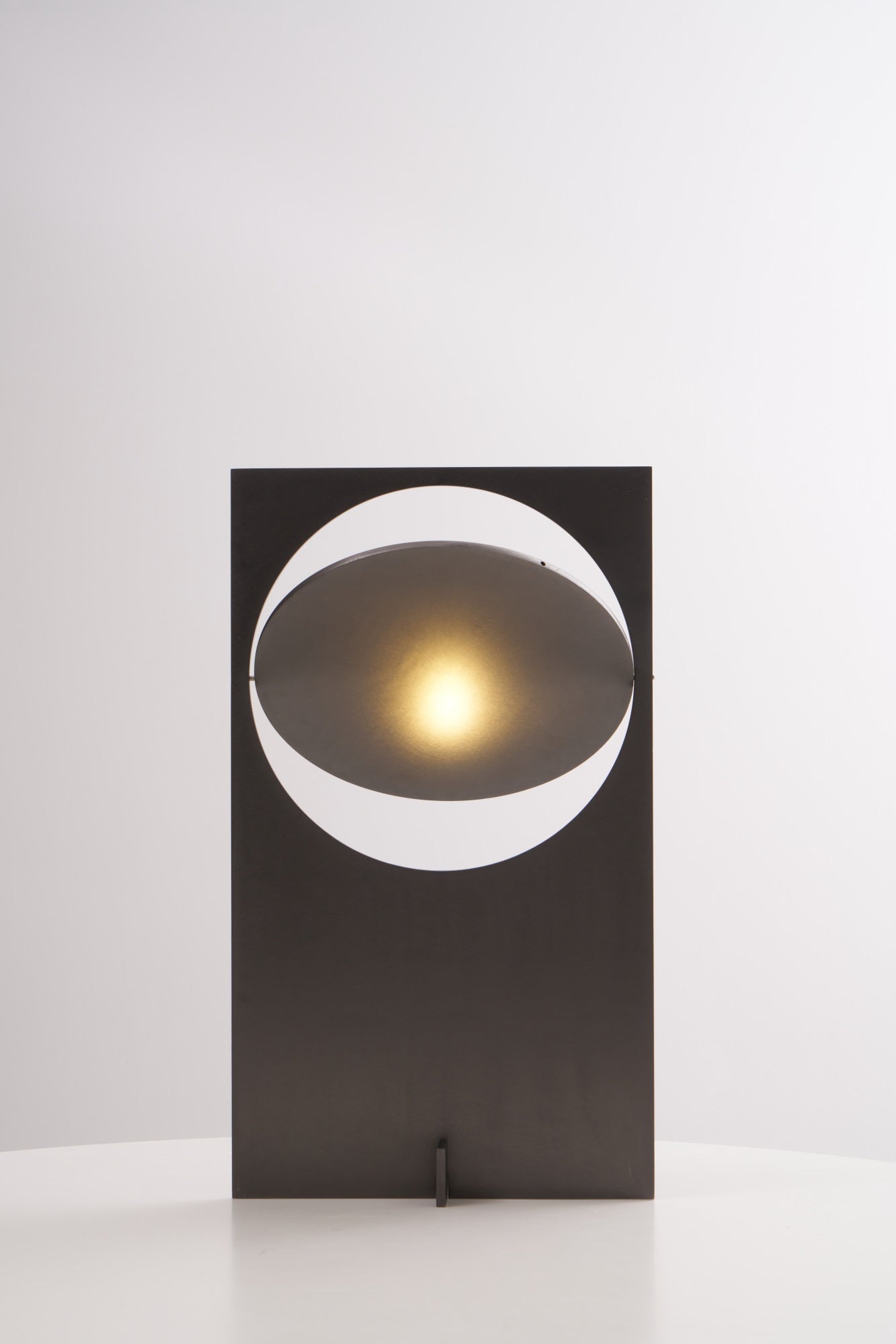 OBJ-01 Table Lamp - Blowlighting