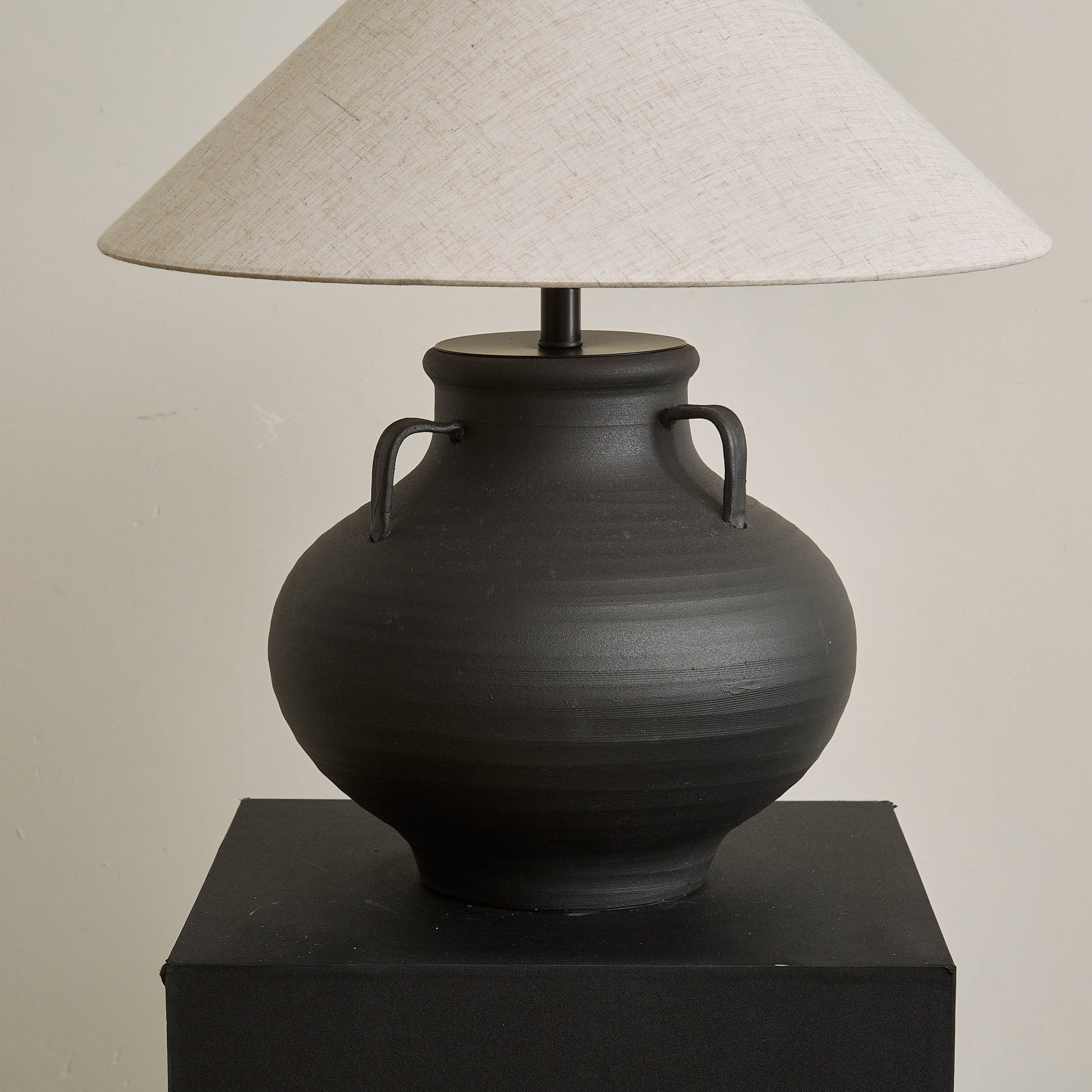 Obscura Table Lamp - Blowlighting