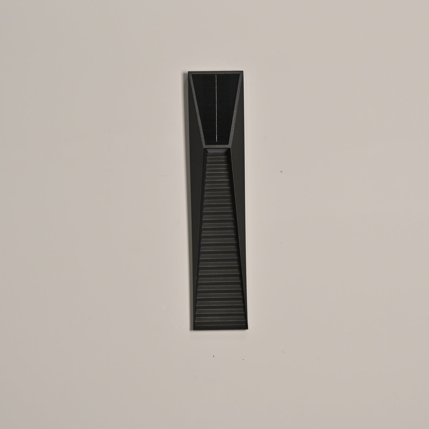 Obsidian Path Solar Outdoor Wall Light - Blowlighting
