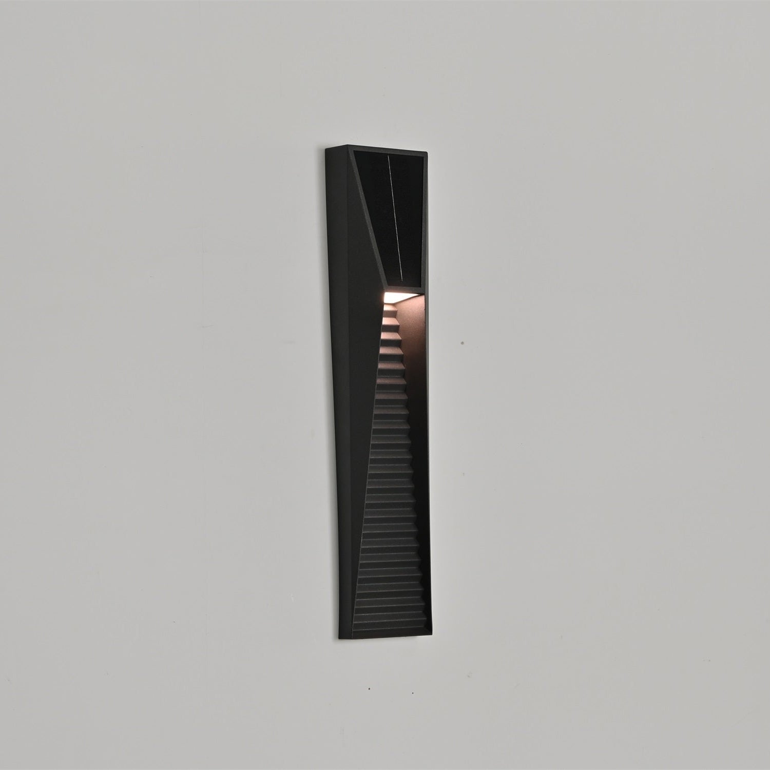 Obsidian Path Solar Outdoor Wall Light - Blowlighting