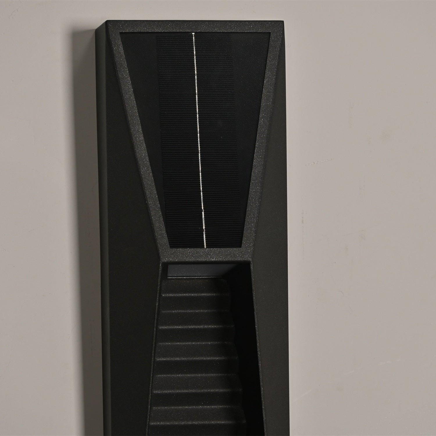 Obsidian Path Solar Outdoor Wall Light - Blowlighting