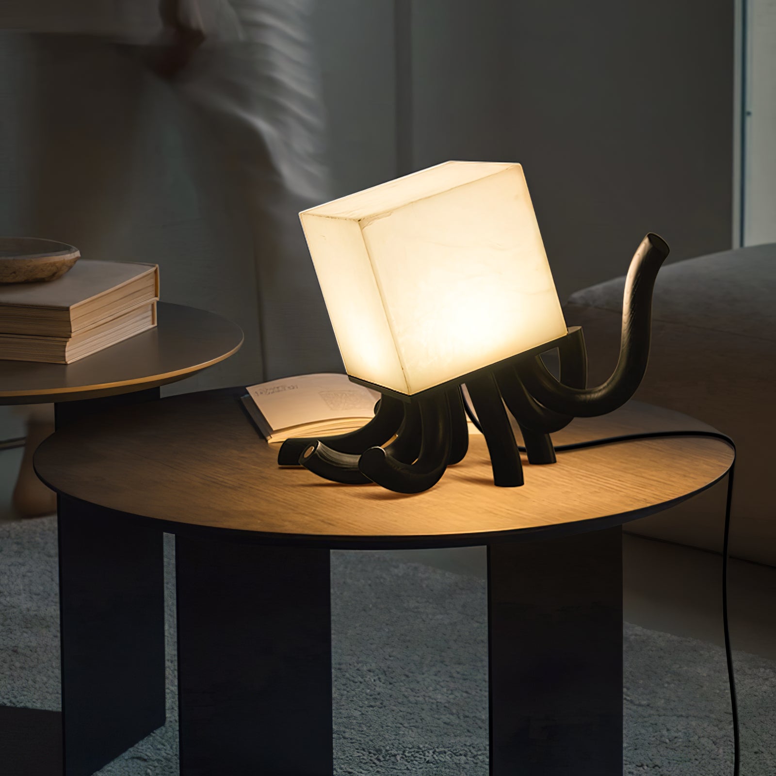 Ivvinos Tentacle Alabaster Table Lamp - Blowlighting