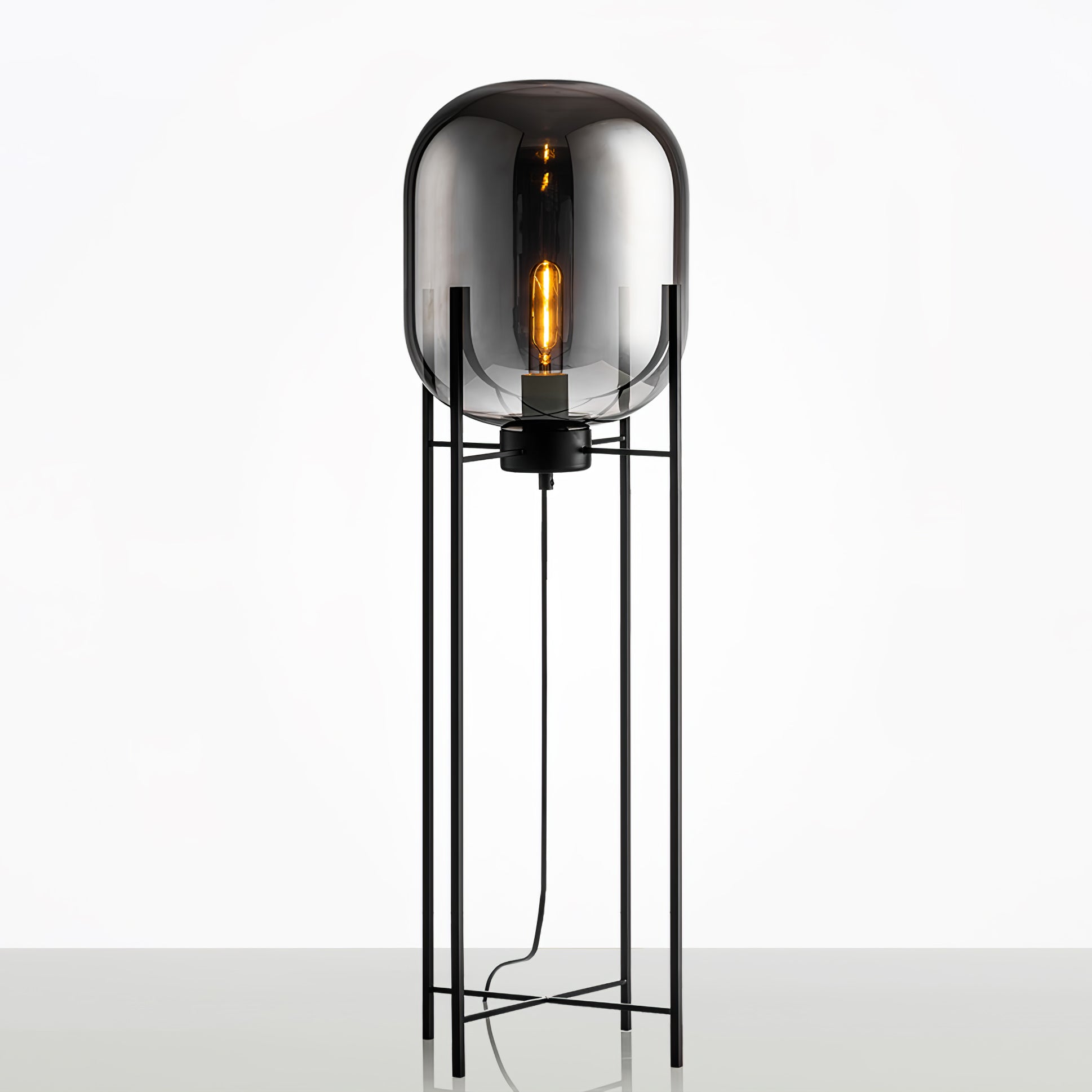 Oda Floor lamp - Blowlighting