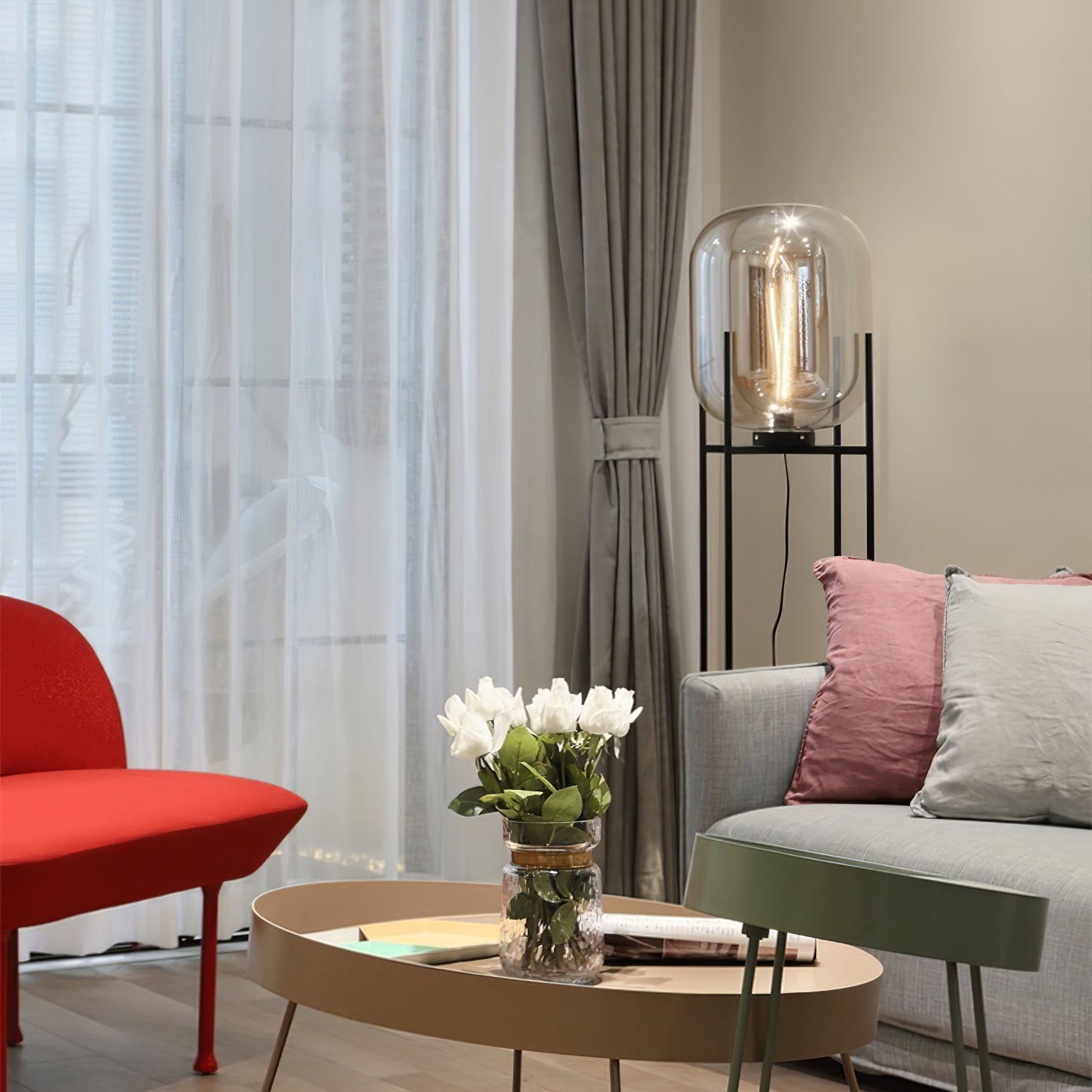 Oda Floor lamp - Blowlighting