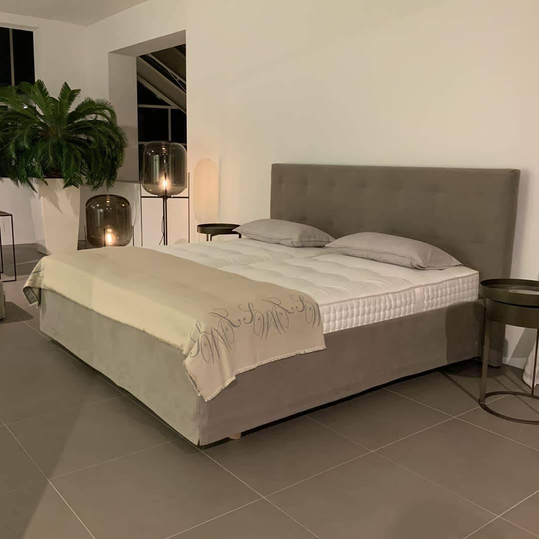 Oda Floor lamp - Blowlighting