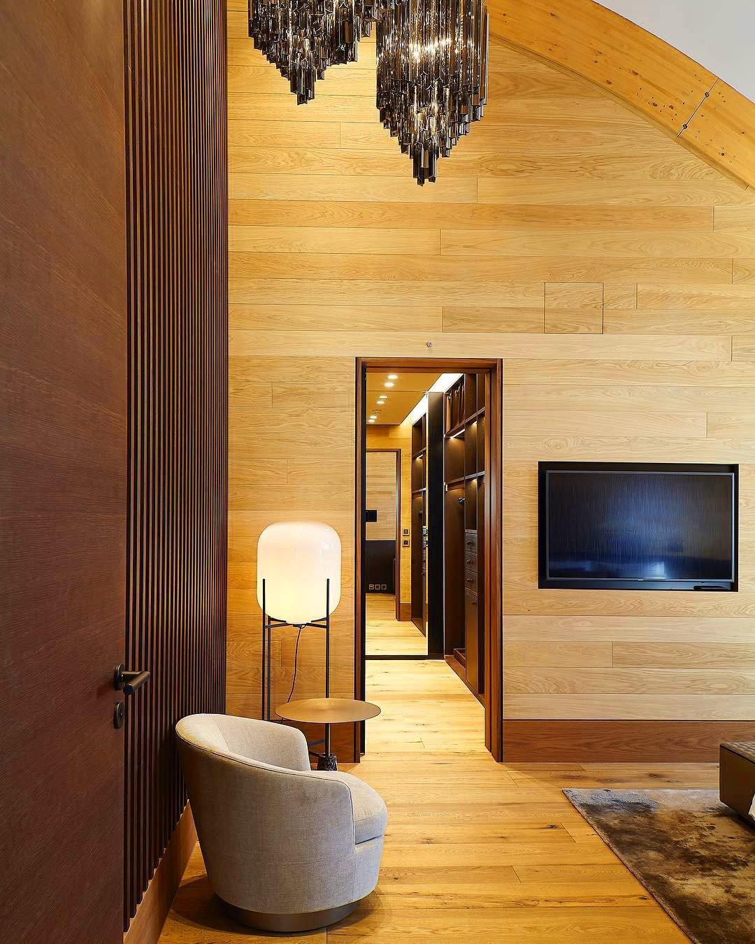 Oda Floor lamp - Blowlighting