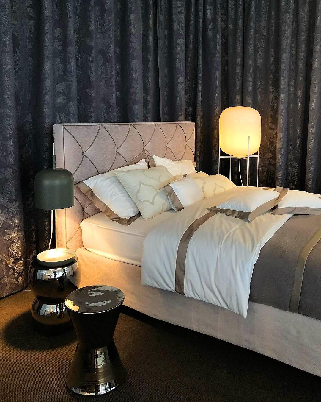 Oda Floor lamp - Blowlighting