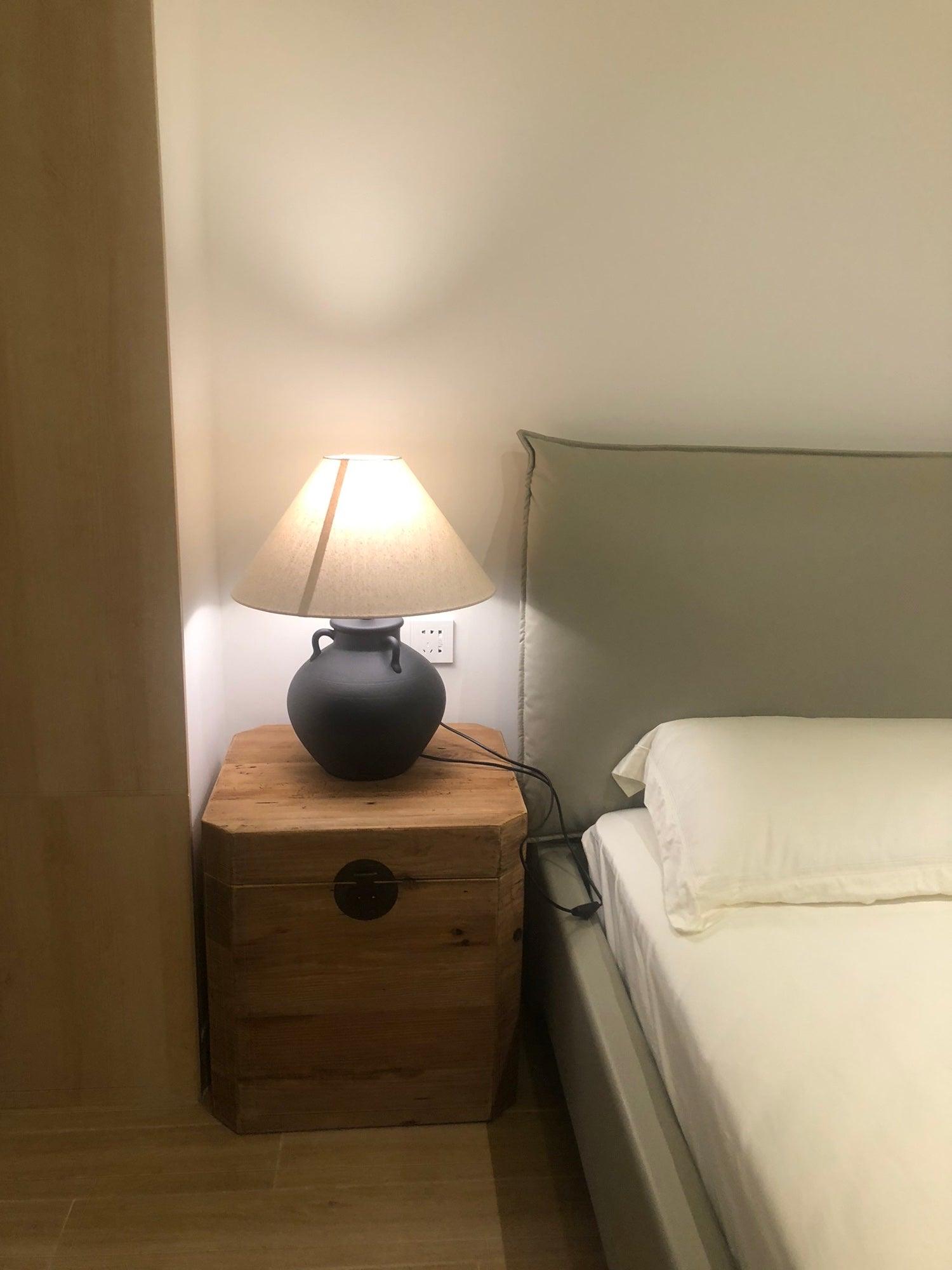 Old Wine Pot Table Lamp - Blowlighting