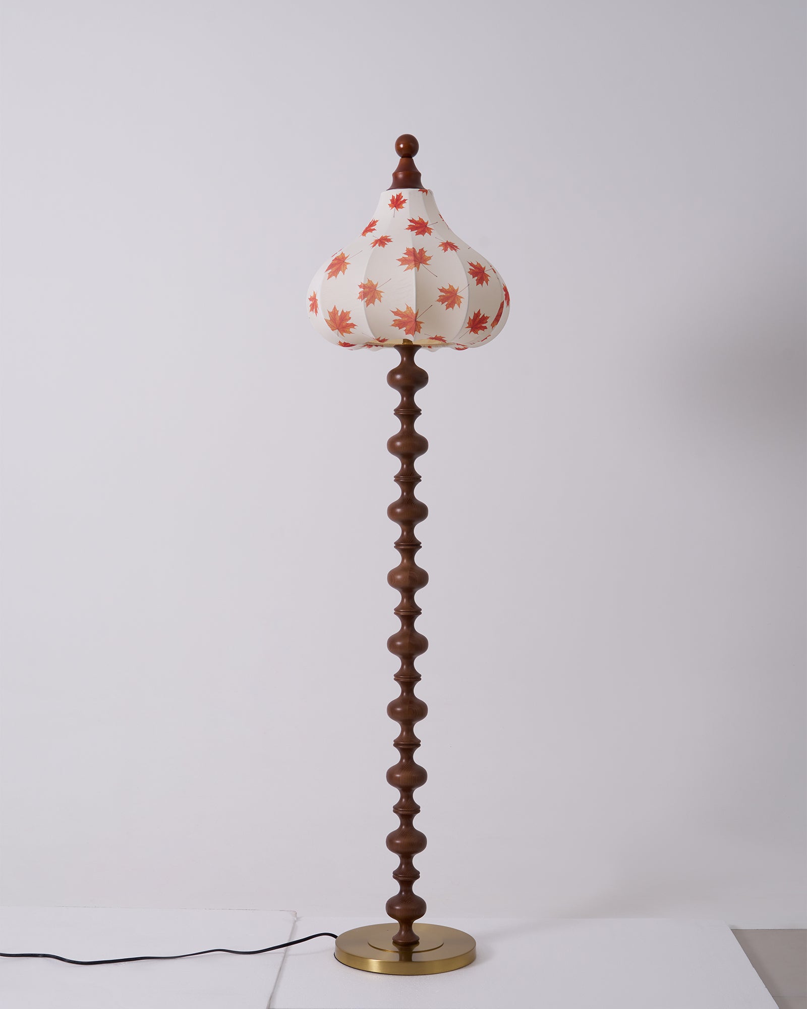 Olivia Floor Lamp - Blowlighting
