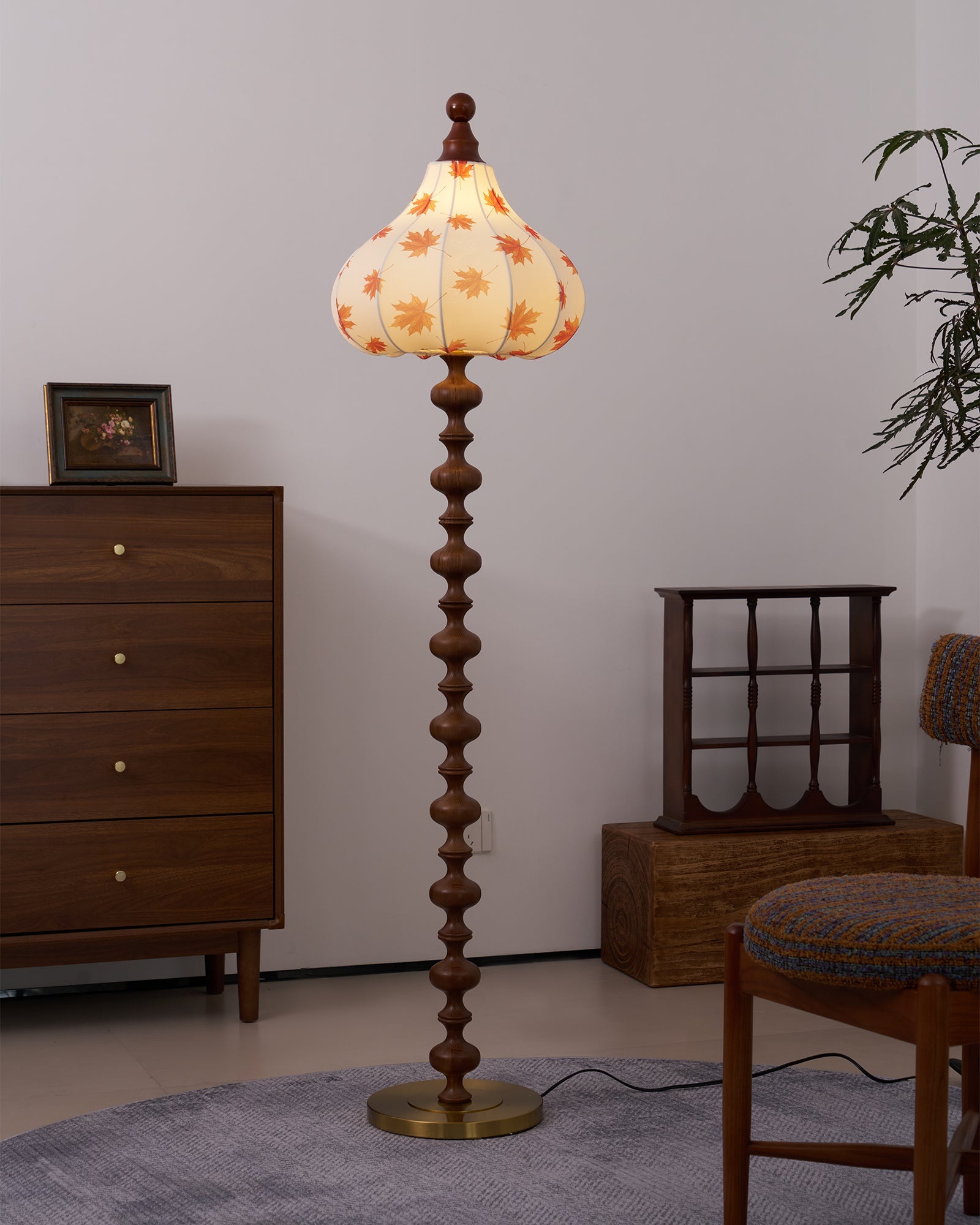 Olivia Floor Lamp - Blowlighting