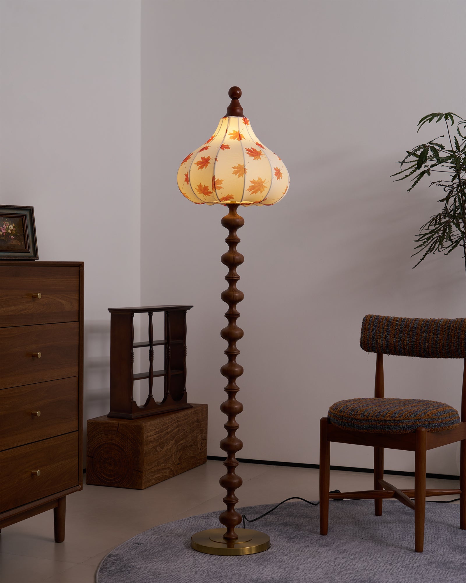Olivia Floor Lamp - Blowlighting