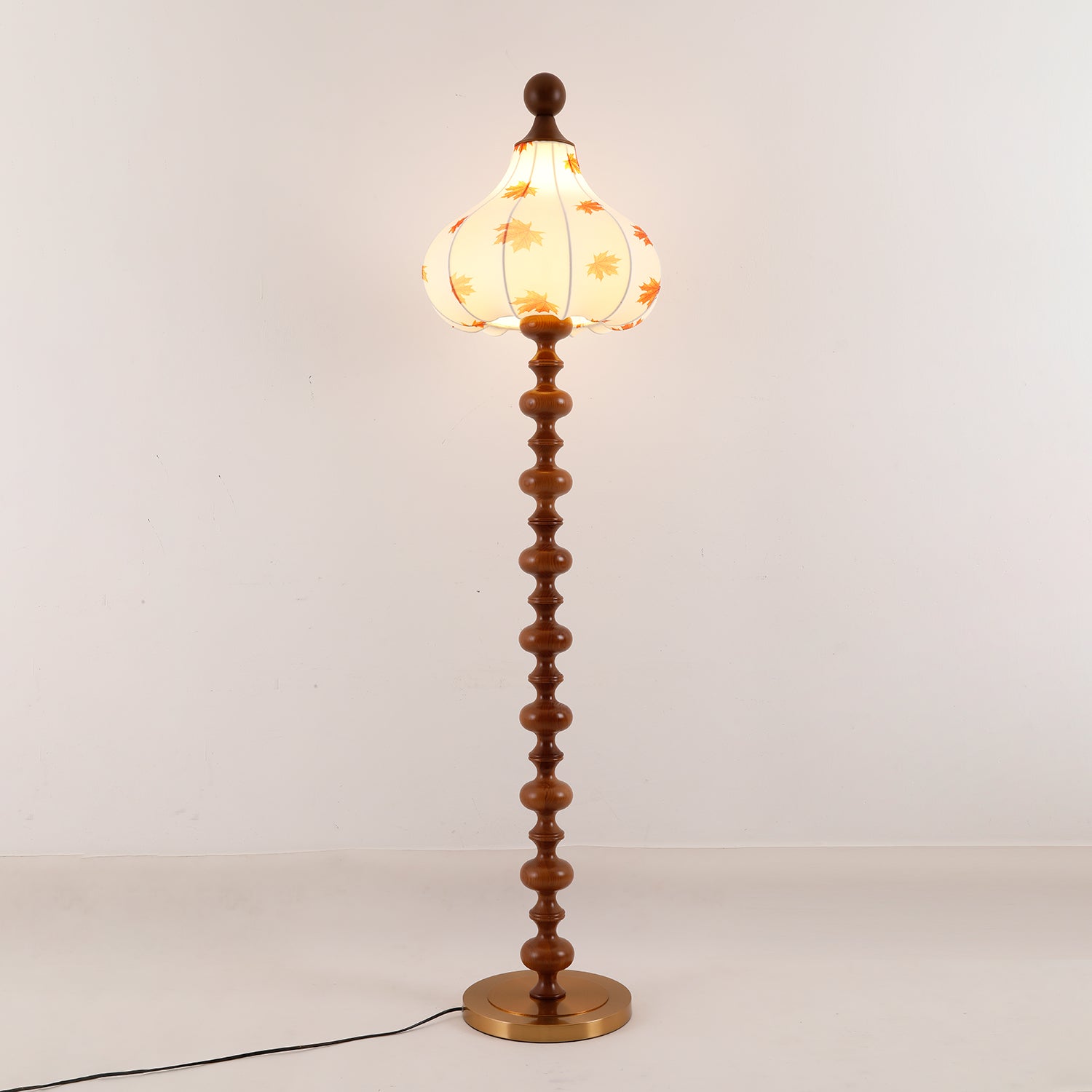 Olivia Floor Lamp - Blowlighting