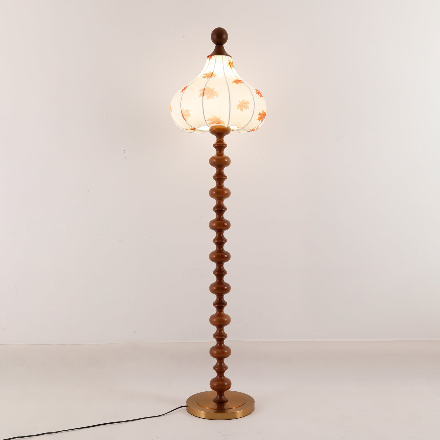 Olivia Floor Lamp - Blowlighting