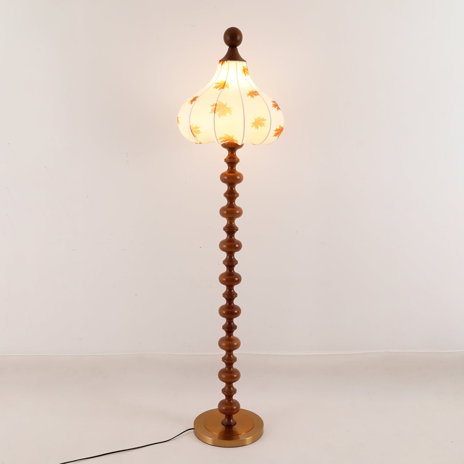 Olivia Floor Lamp - Blowlighting