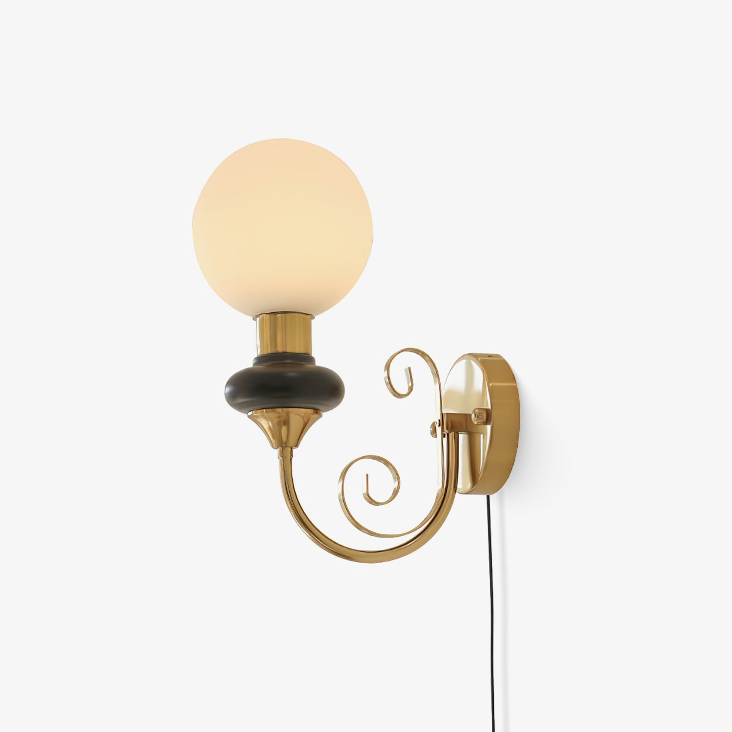 Onyx Plug-in Wall Lamp - Blowlighting