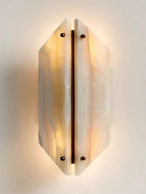 Onyxa Crest Wall Lamp - Vakkerlight