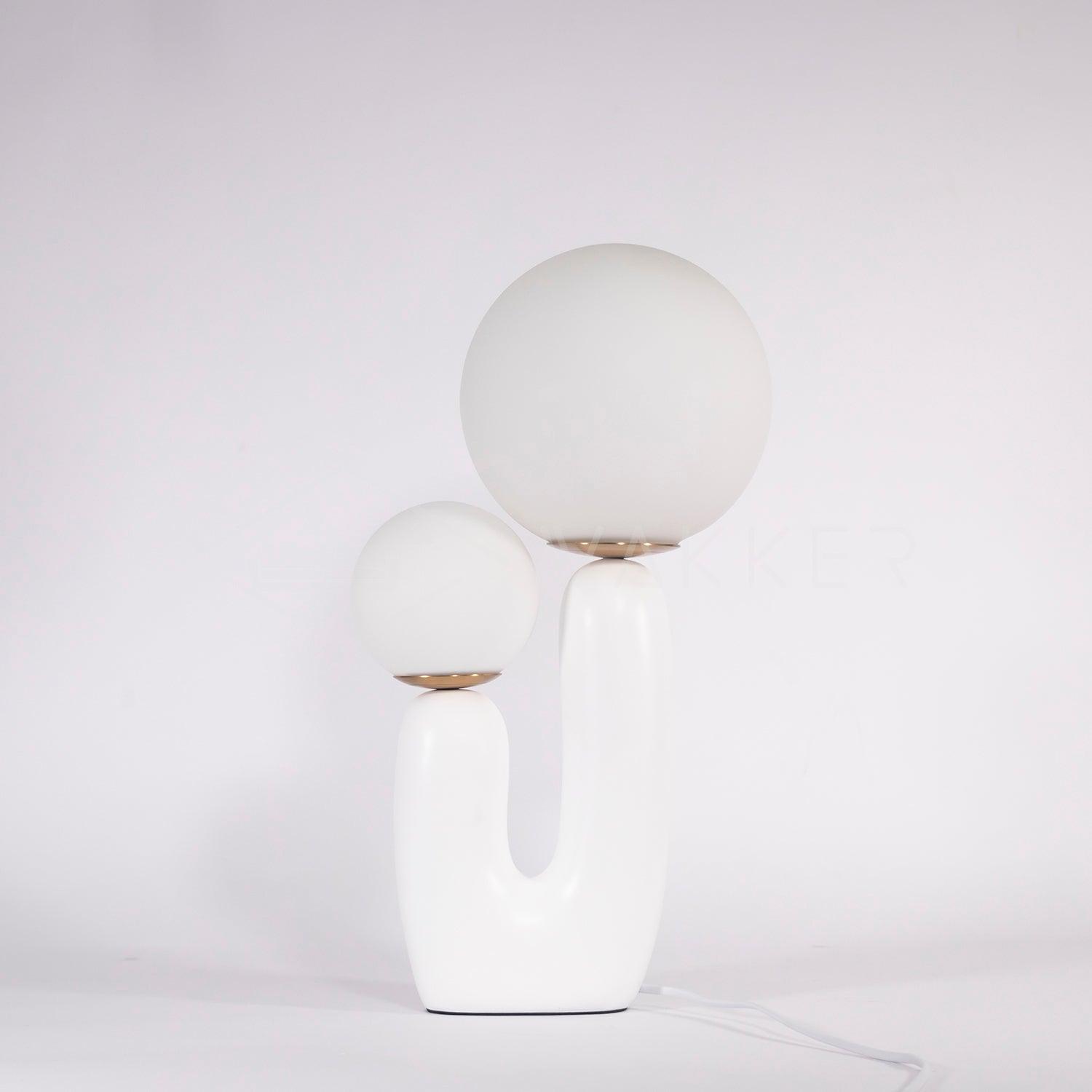 Oo Smooth Table Lamp - Blowlighting