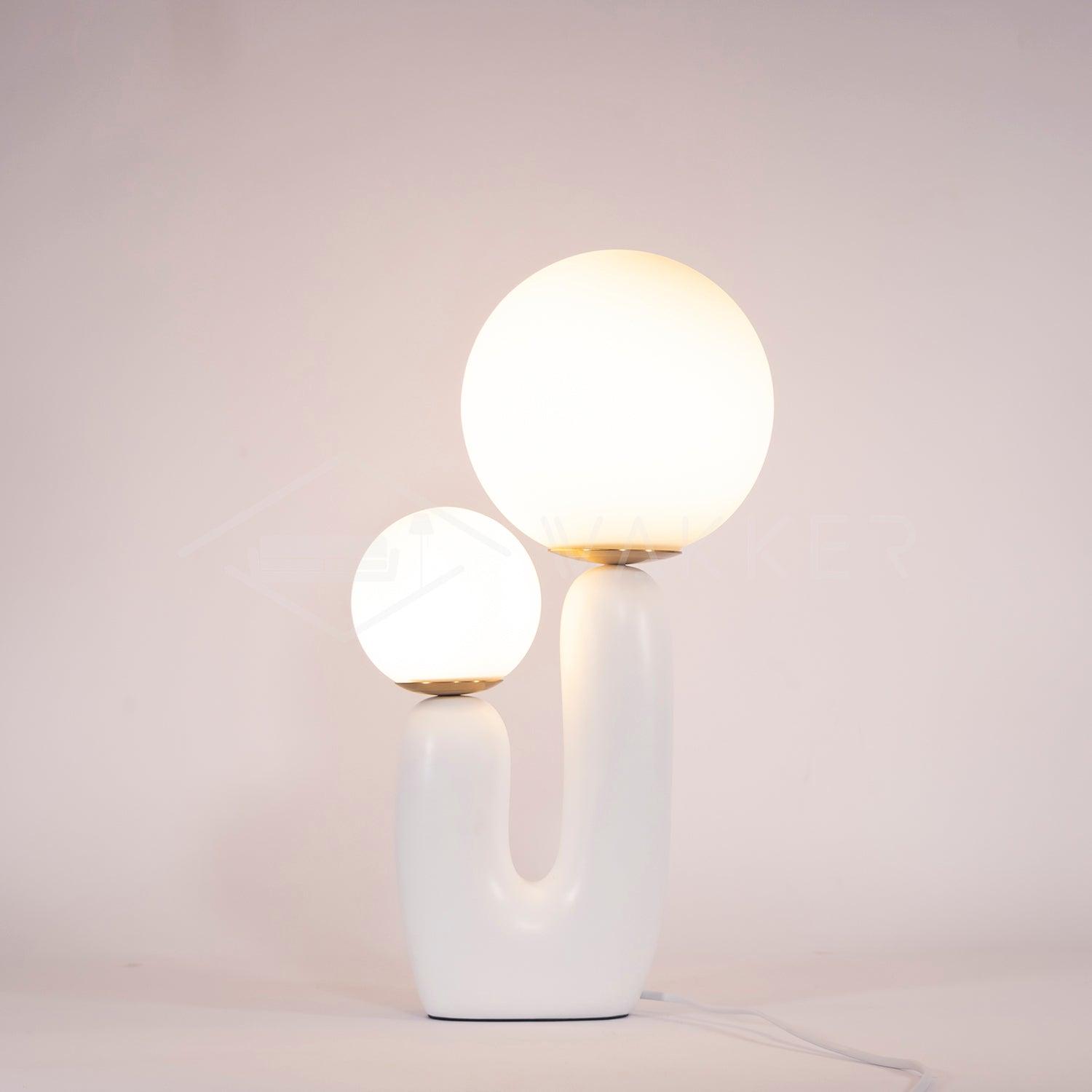 Oo Smooth Table Lamp - Blowlighting