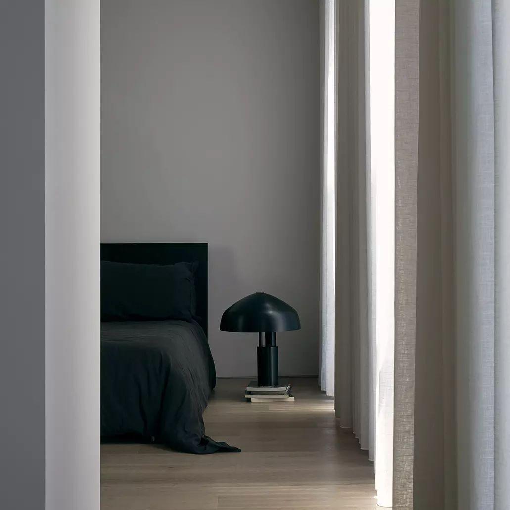 Ora Desk Lamp - Blowlighting