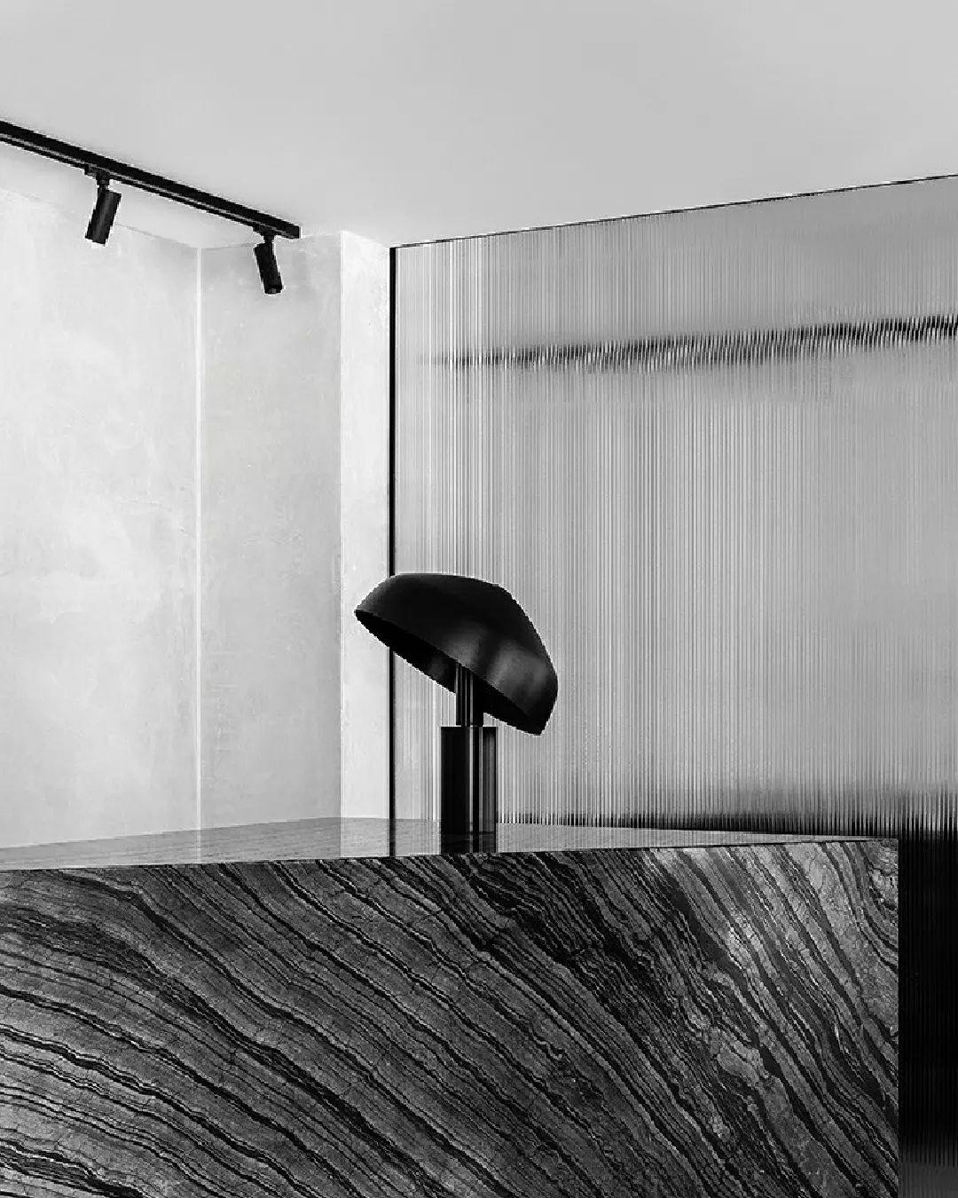 Ora Desk Lamp - Blowlighting