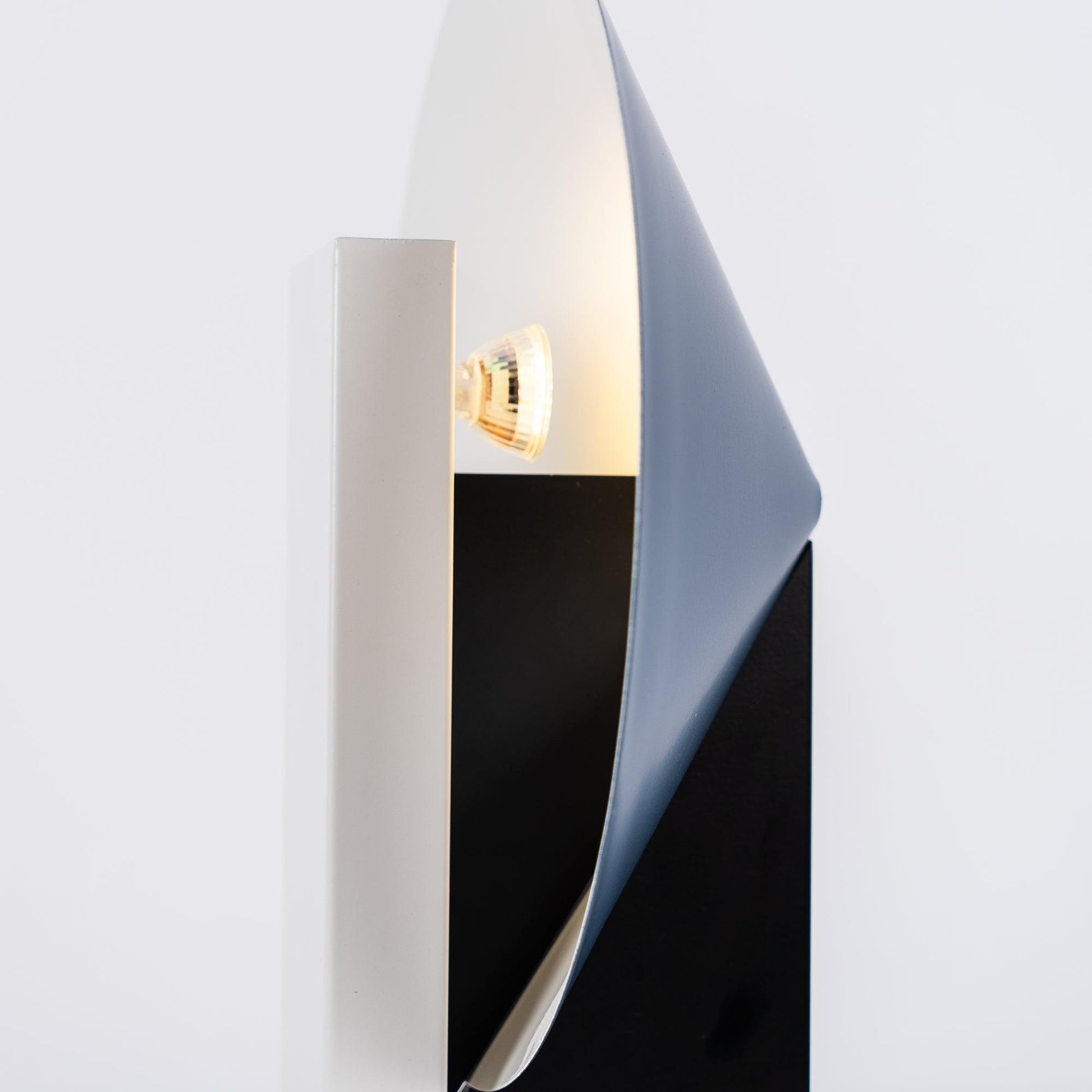 Orbe Table Lamp - Blowlighting