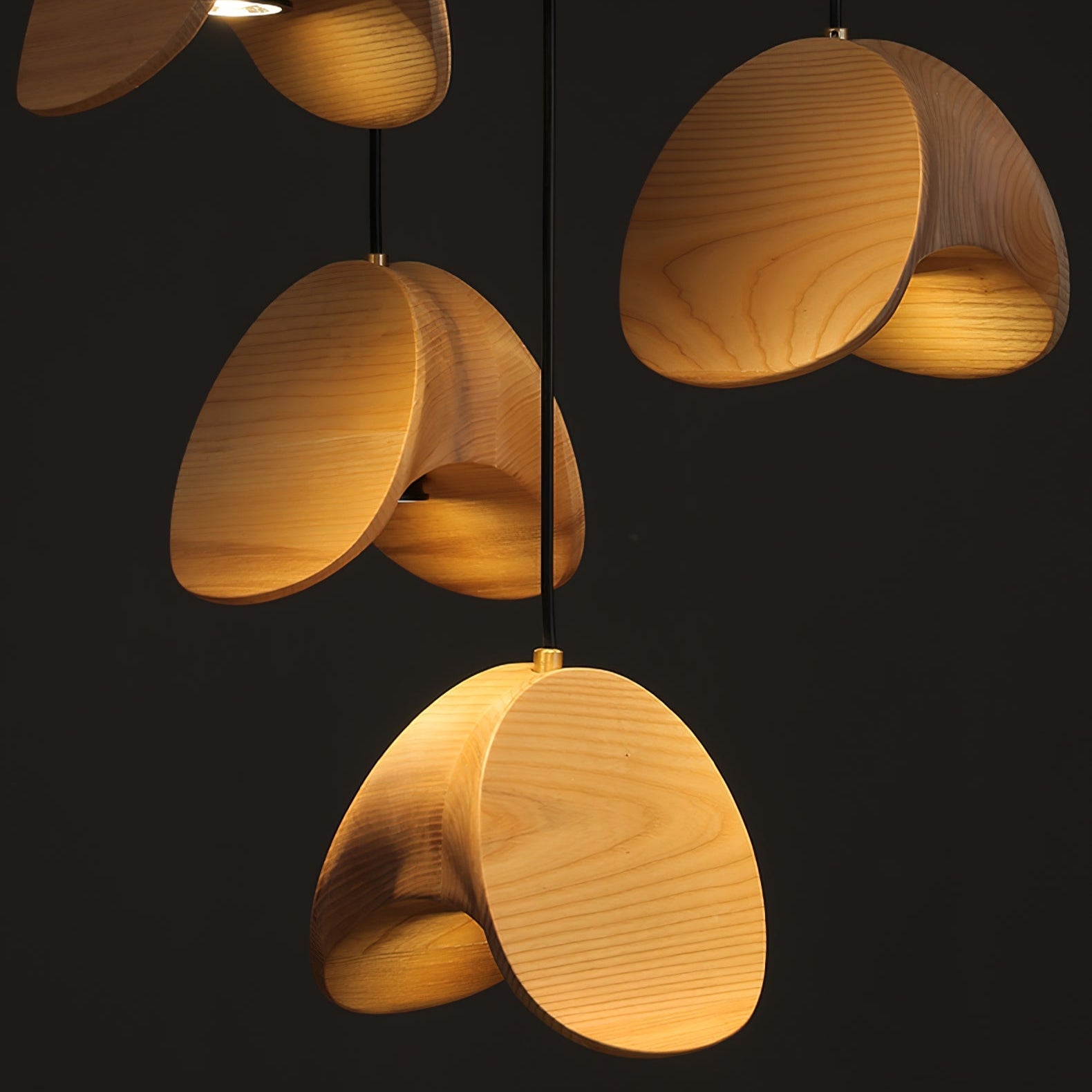 Tavro Minimalist Wood Pendant Light - Blowlighting