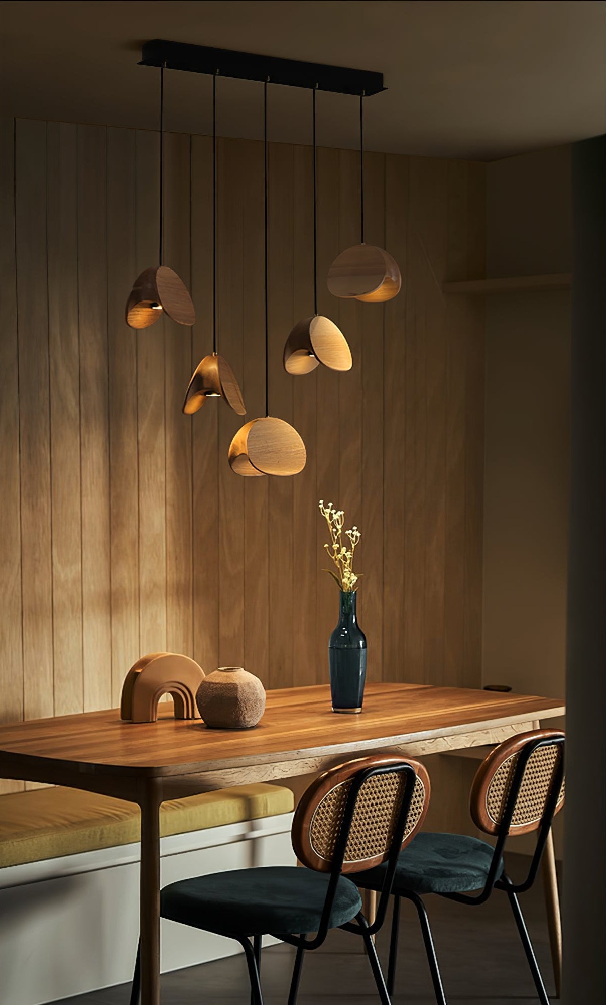 Tavro Minimalist Wood Pendant Light - Blowlighting