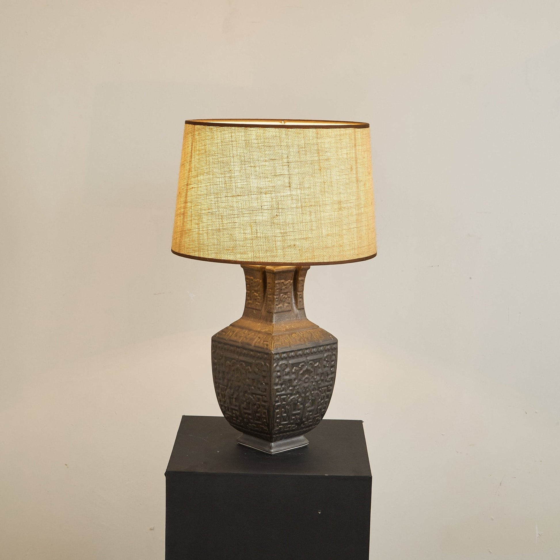 Orendi Table Lamp - Blowlighting
