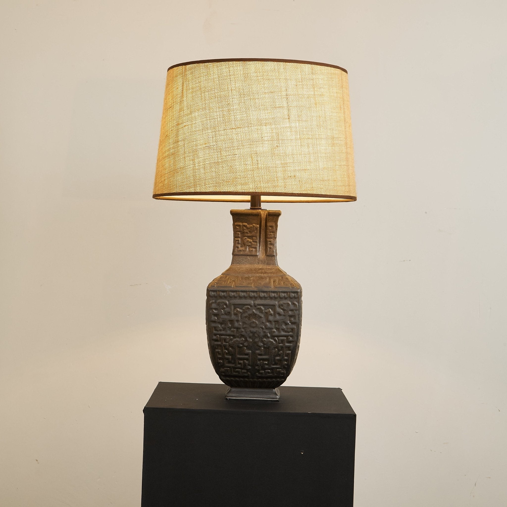 Orendi Table Lamp - Blowlighting