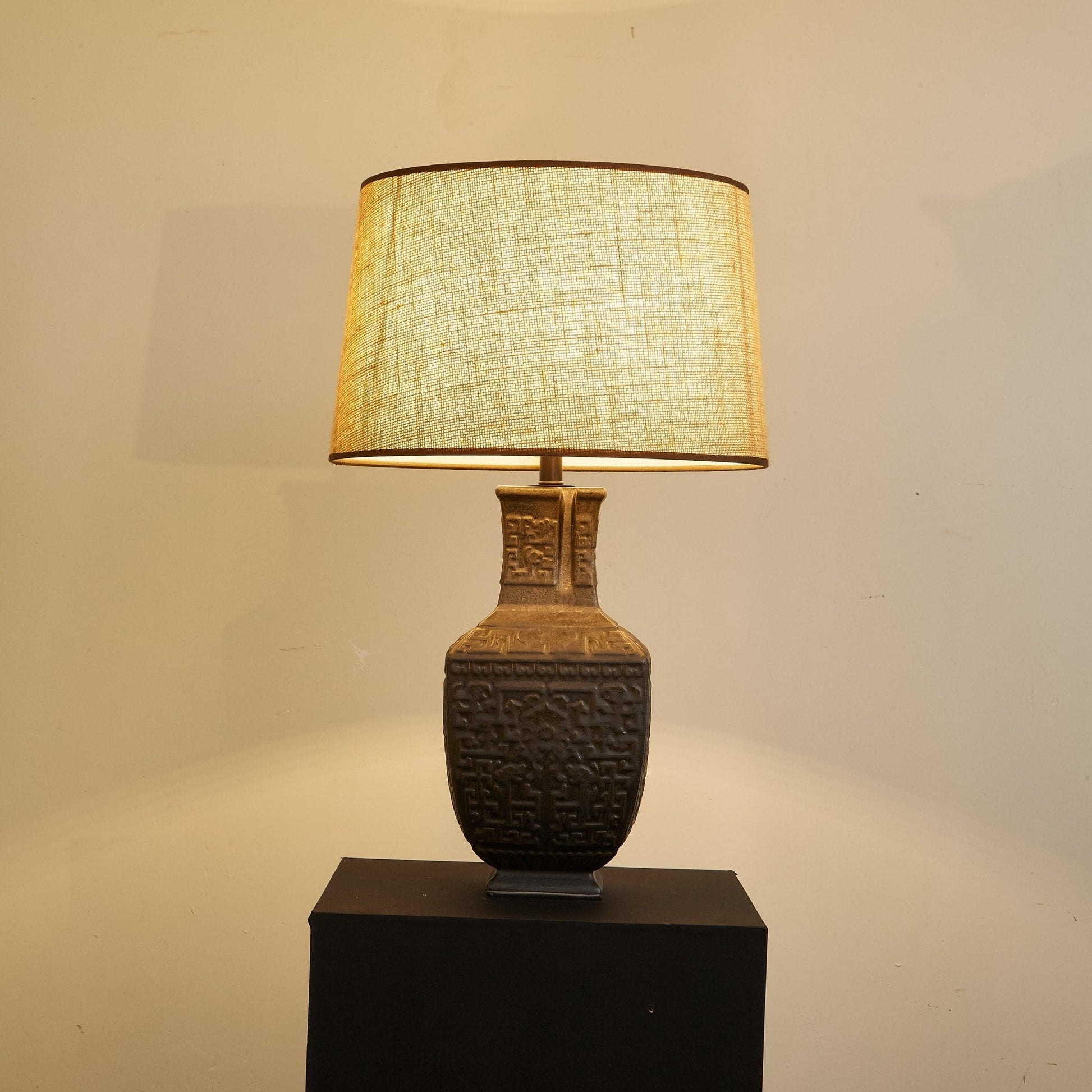 Orendi Table Lamp - Blowlighting
